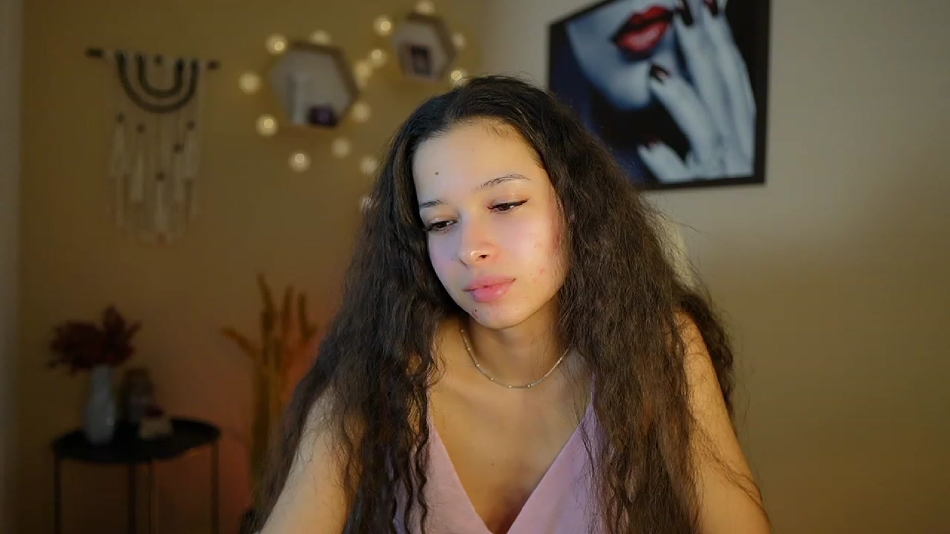 Gallery image thumbnail from Abbie_Maley18's myfreecams stream on, 01/30/2024, 17:13 image 3 of 20