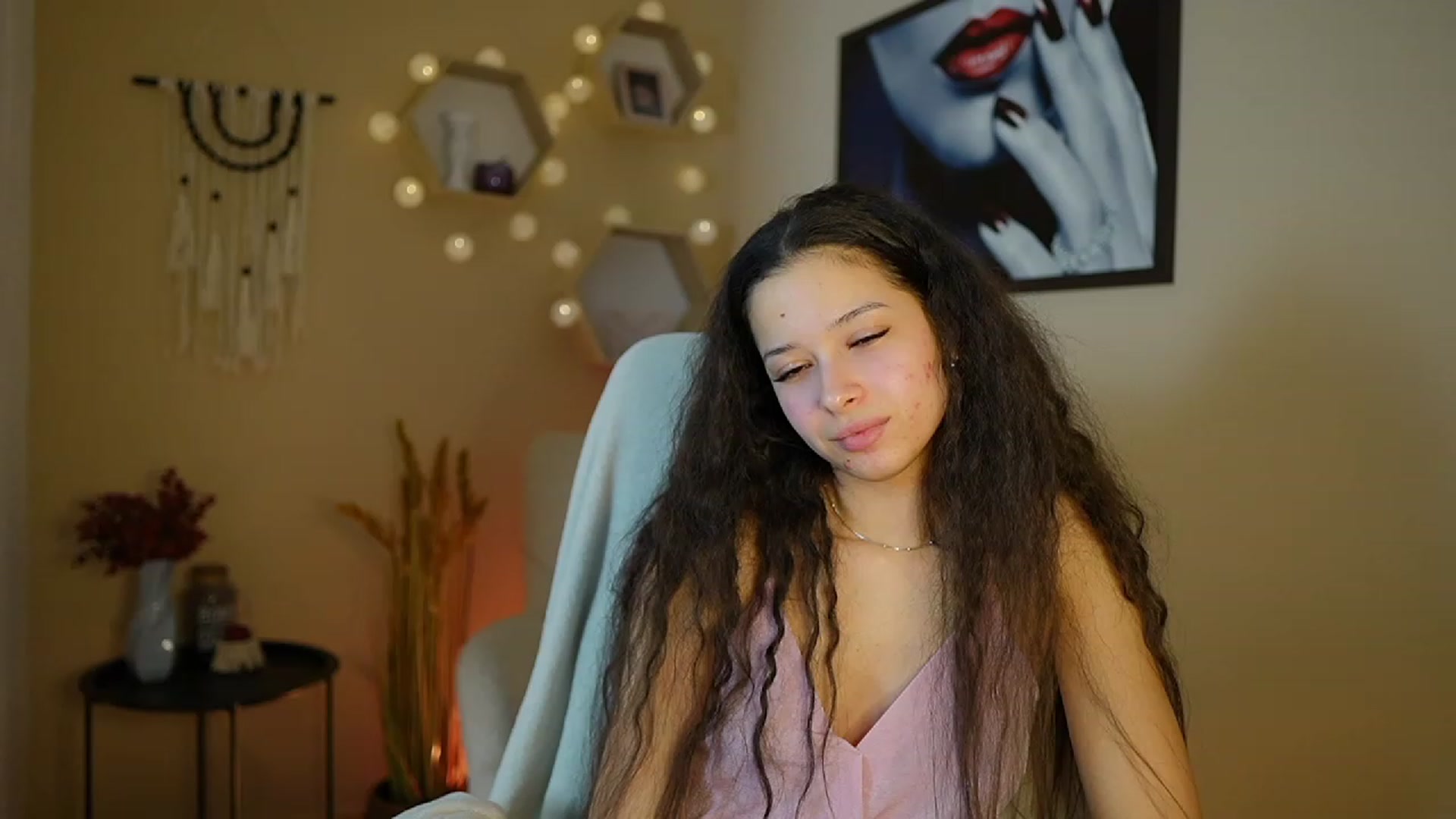 Gallery image thumbnail from Abbie_Maley18's myfreecams stream on, 01/30/2024, 17:13 image 4 of 20