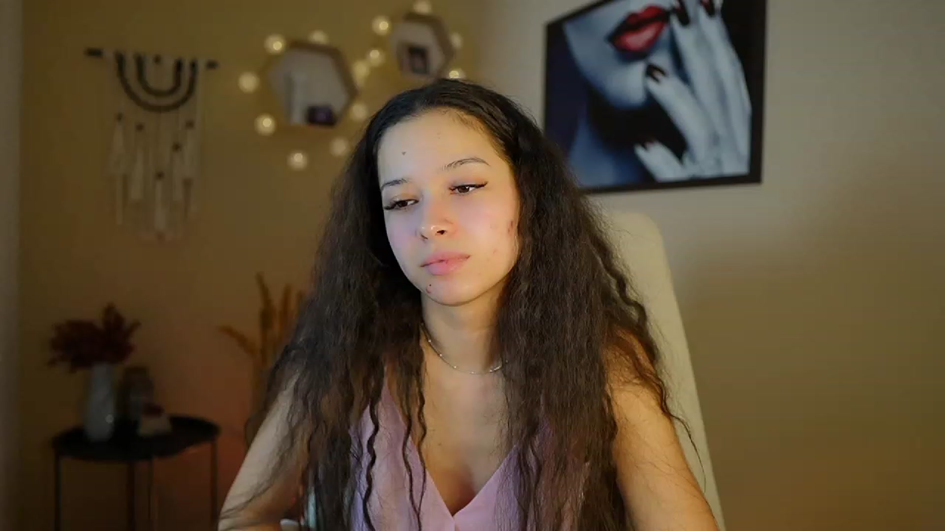 Gallery image thumbnail from Abbie_Maley18's myfreecams stream on, 01/30/2024, 17:13 image 6 of 20