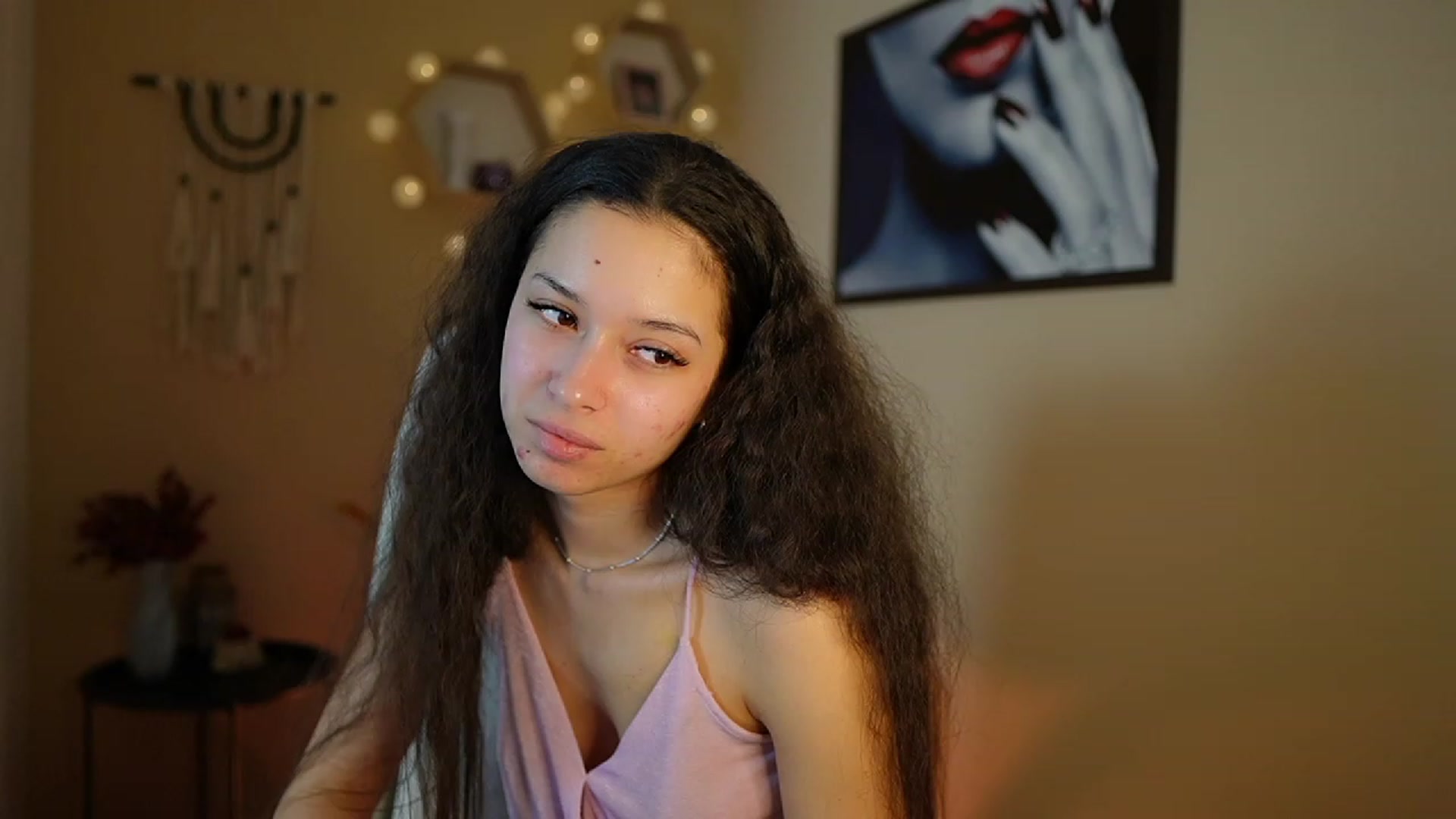 Gallery image thumbnail from Abbie_Maley18's myfreecams stream on, 01/30/2024, 18:53 image 14 of 20