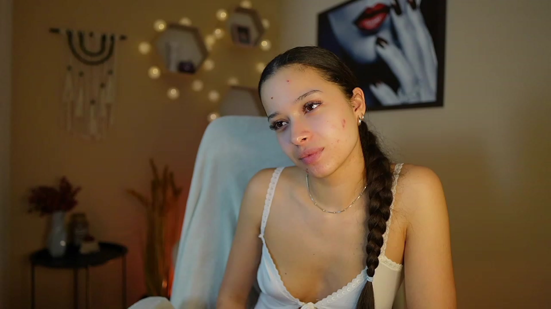 Gallery image thumbnail from Abbie_Maley18's myfreecams stream on, 01/31/2024, 18:58 image 17 of 20