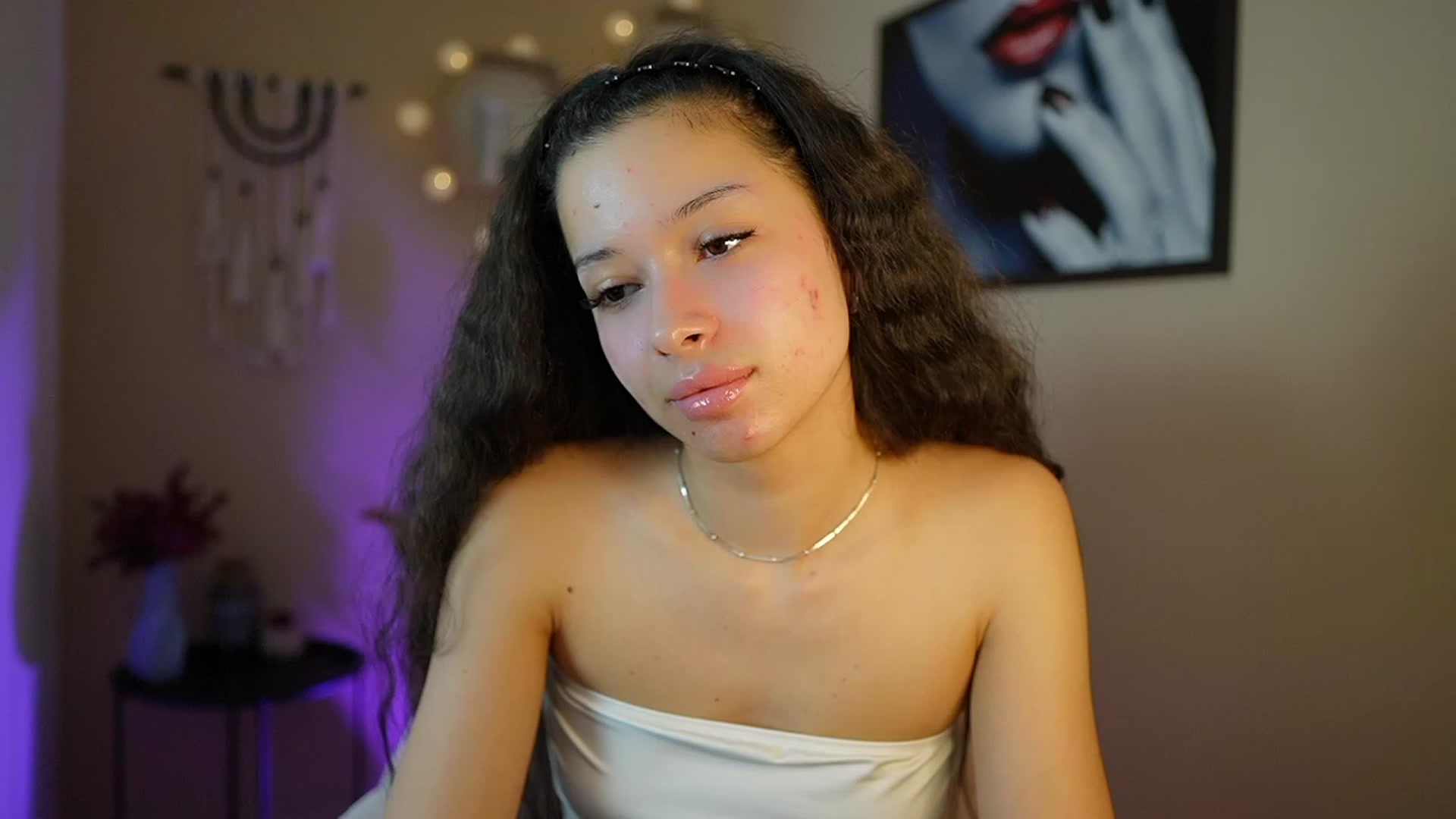 Gallery image thumbnail from Abbie_Maley18's myfreecams stream on, 02/25/2024, 17:56 image 8 of 20