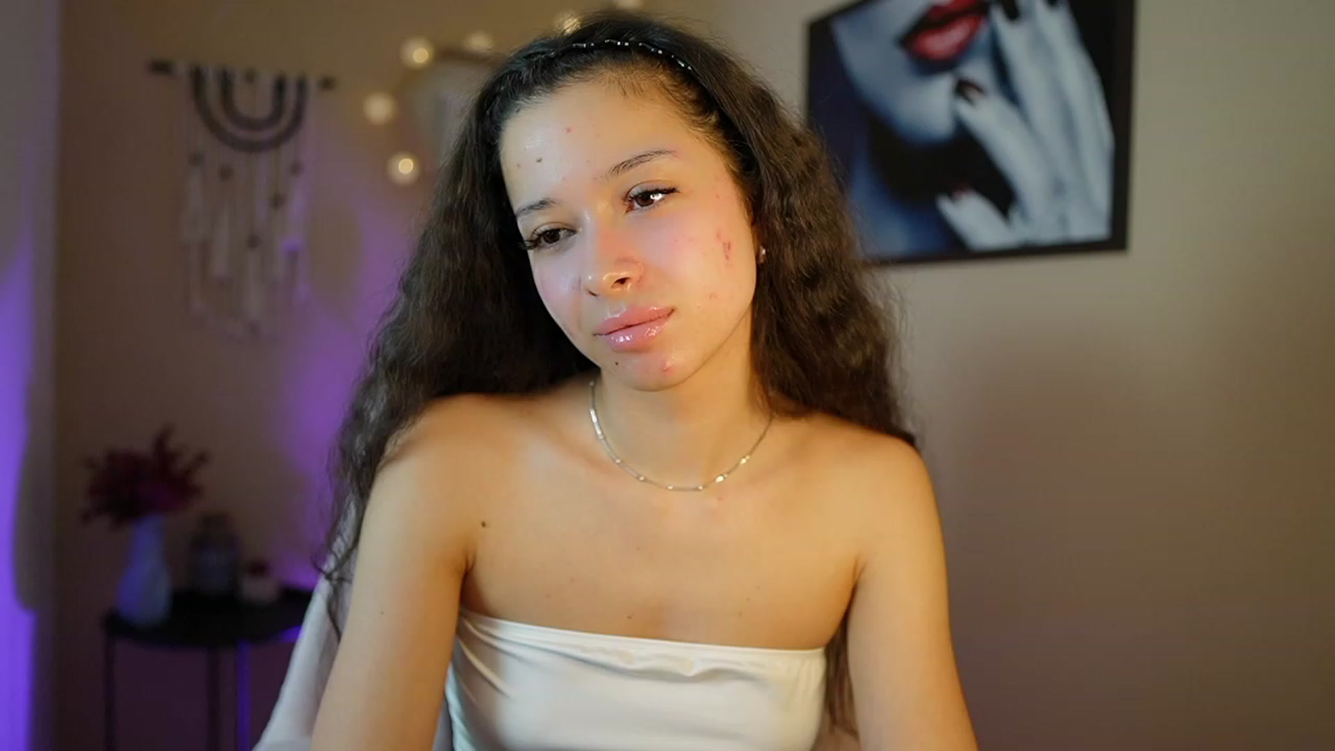 Gallery image thumbnail from Abbie_Maley18's myfreecams stream on, 02/25/2024, 17:56 image 15 of 20