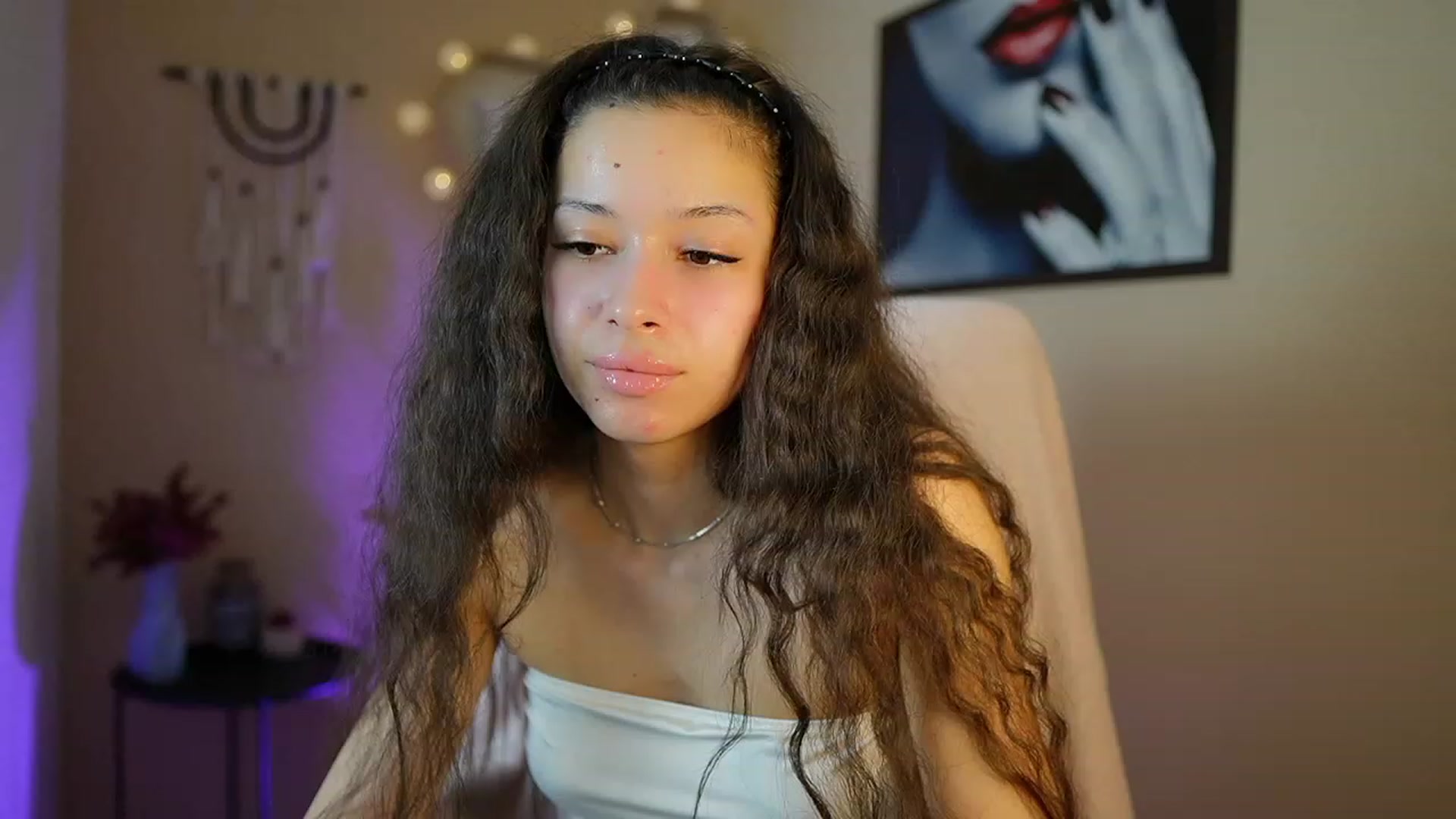 Gallery image thumbnail from Abbie_Maley18's myfreecams stream on, 02/25/2024, 17:56 image 6 of 20