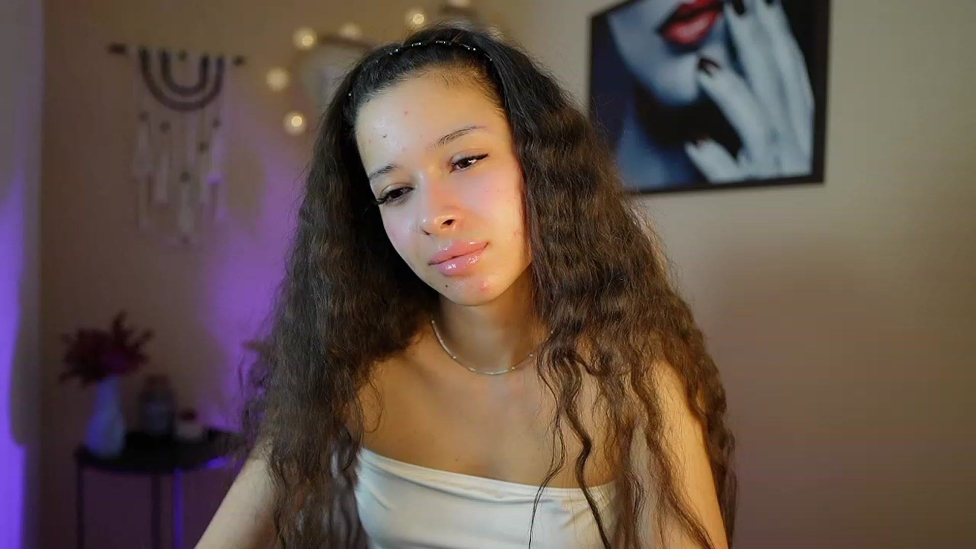 Gallery image thumbnail from Abbie_Maley18's myfreecams stream on, 02/25/2024, 17:56 image 5 of 20