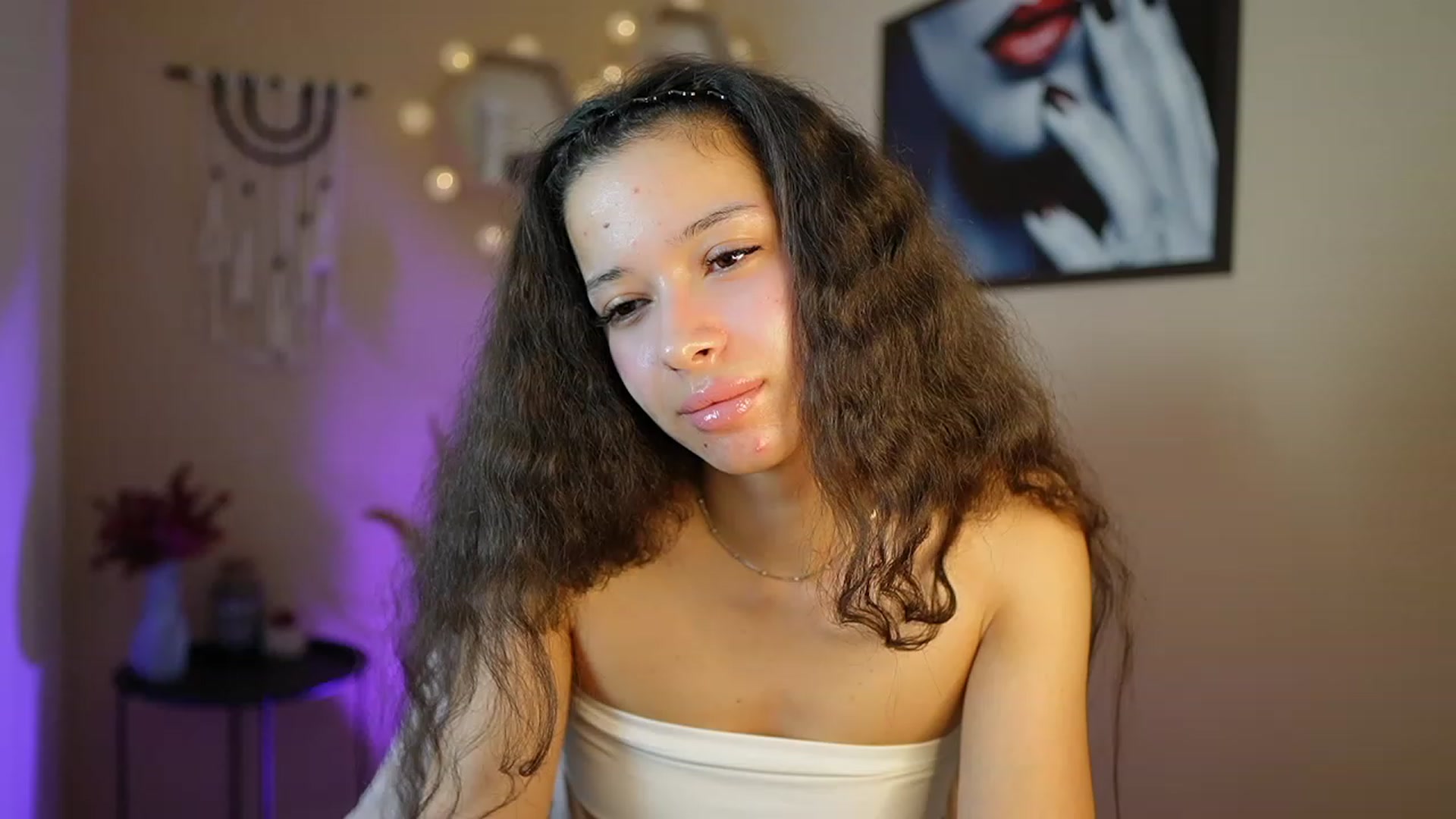 Gallery image thumbnail from Abbie_Maley18's myfreecams stream on, 02/25/2024, 18:52 image 11 of 20