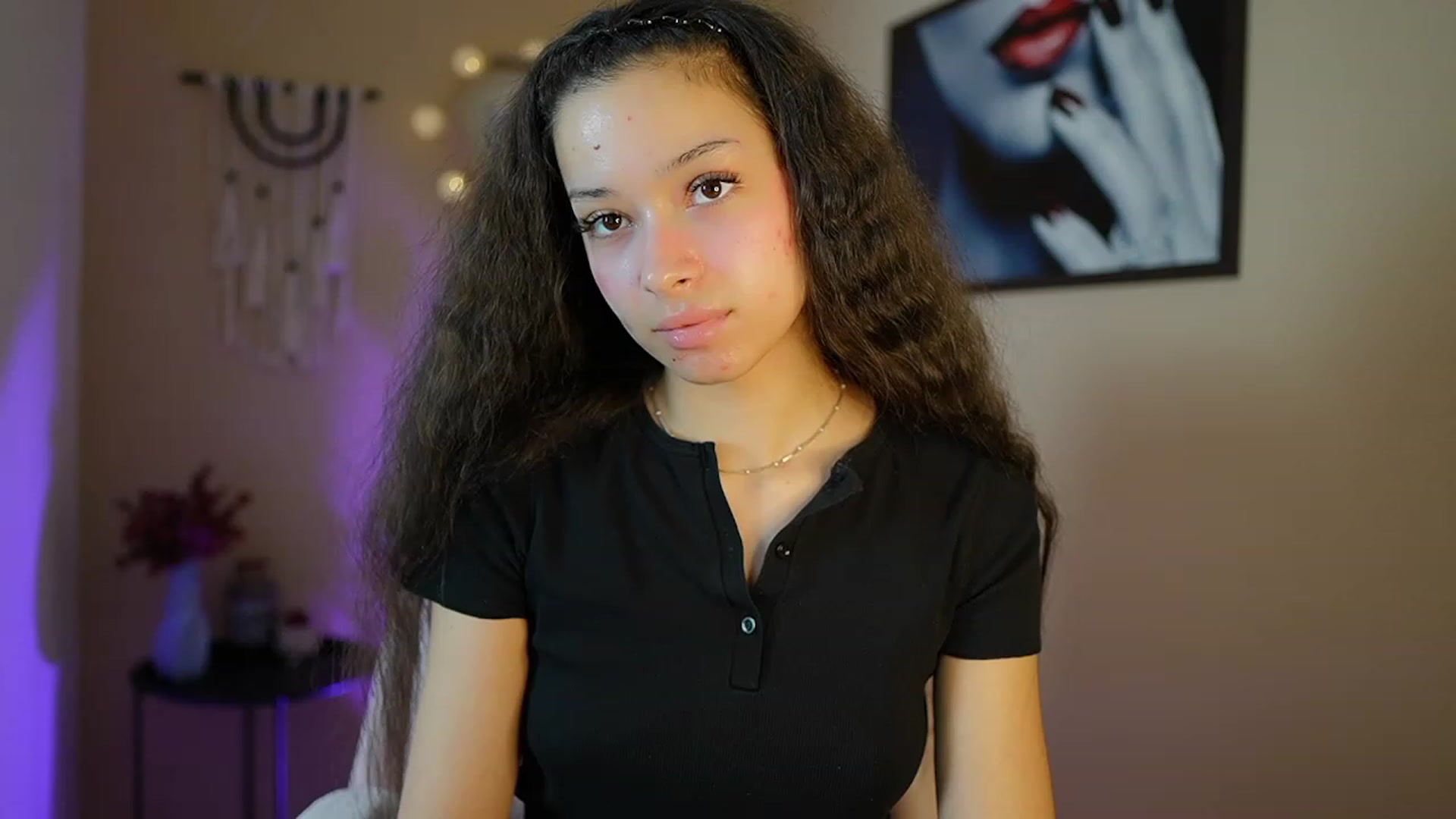 Gallery image thumbnail from Abbie_Maley18's myfreecams stream on, 02/27/2024, 15:47 image 17 of 20