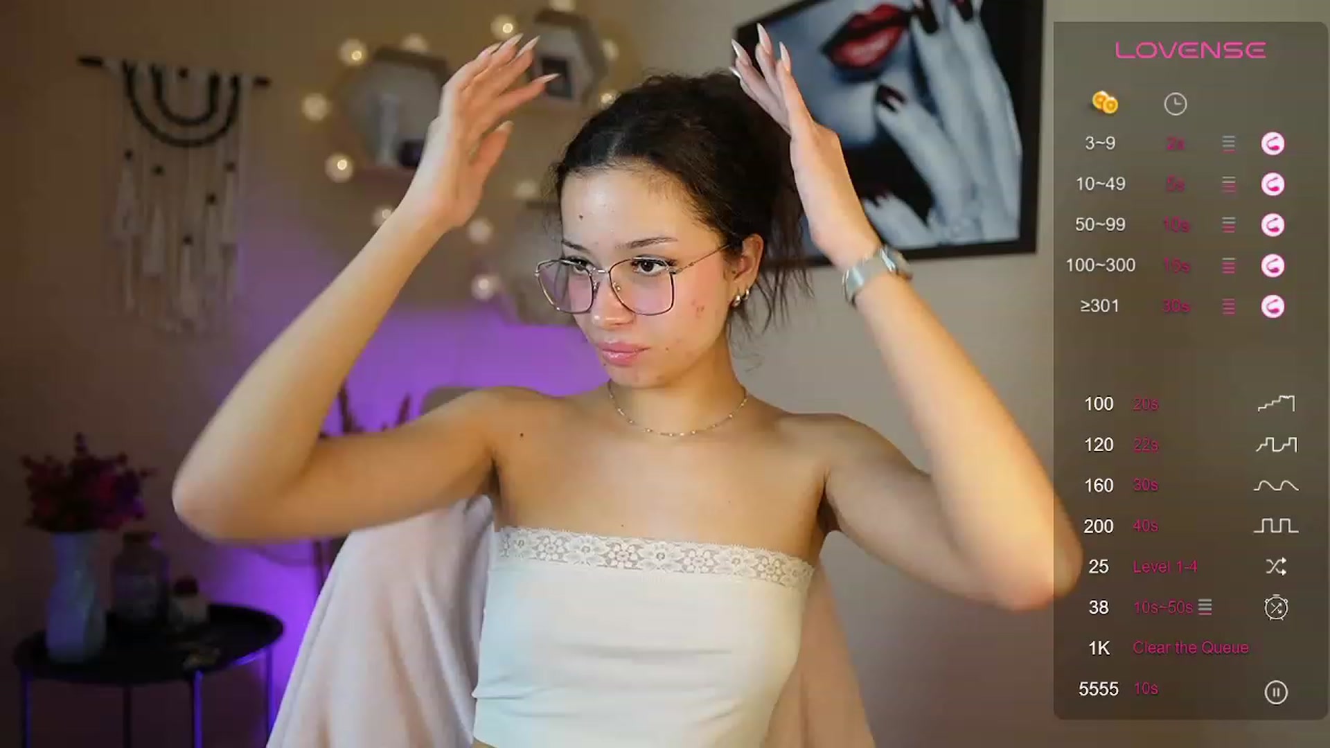 Gallery image thumbnail from Abbie_Maley18's myfreecams stream on, 03/10/2024, 16:56 image 14 of 20