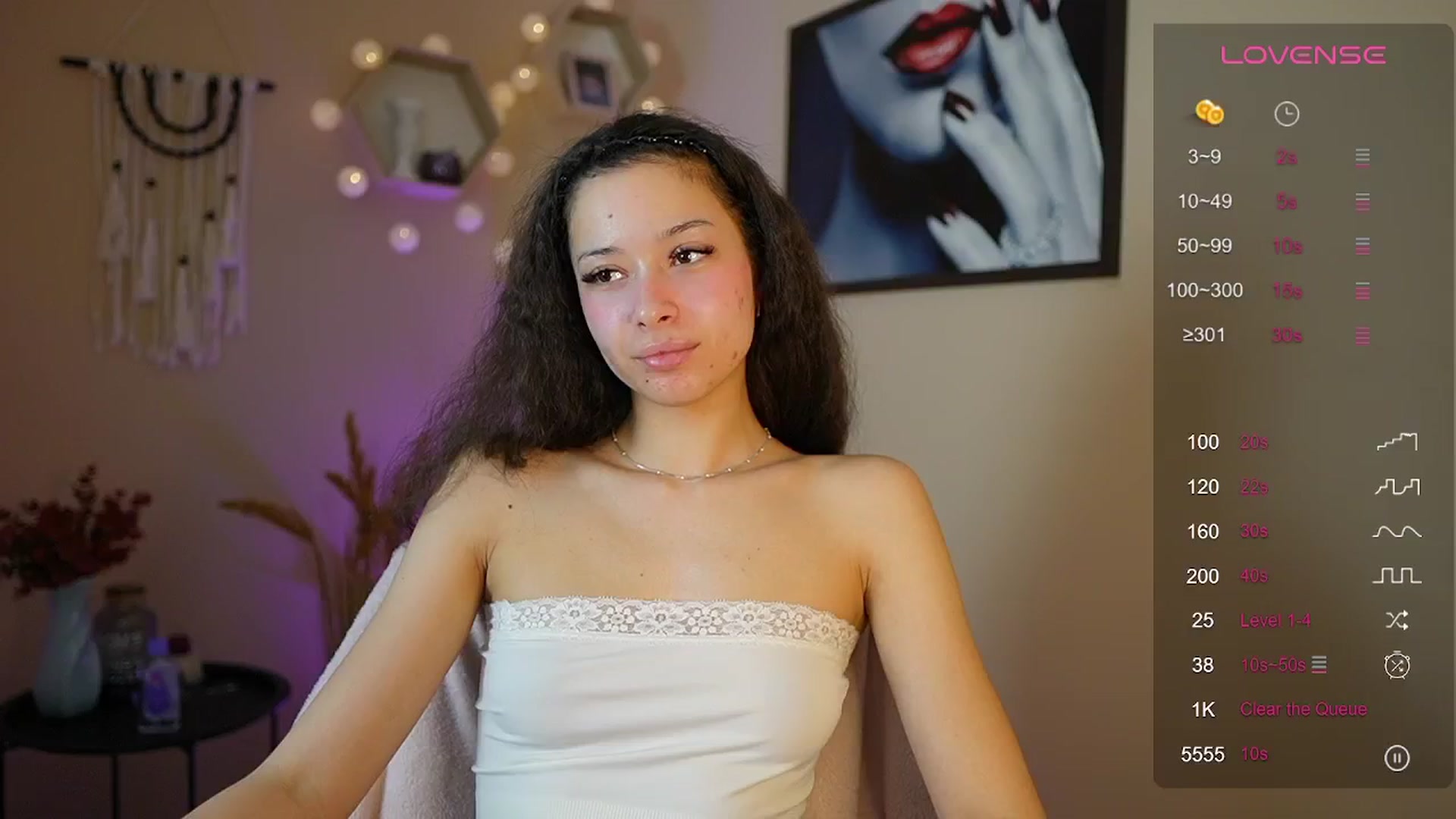 Gallery image thumbnail from Abbie_Maley18's myfreecams stream on, 03/13/2024, 18:41 image 6 of 20