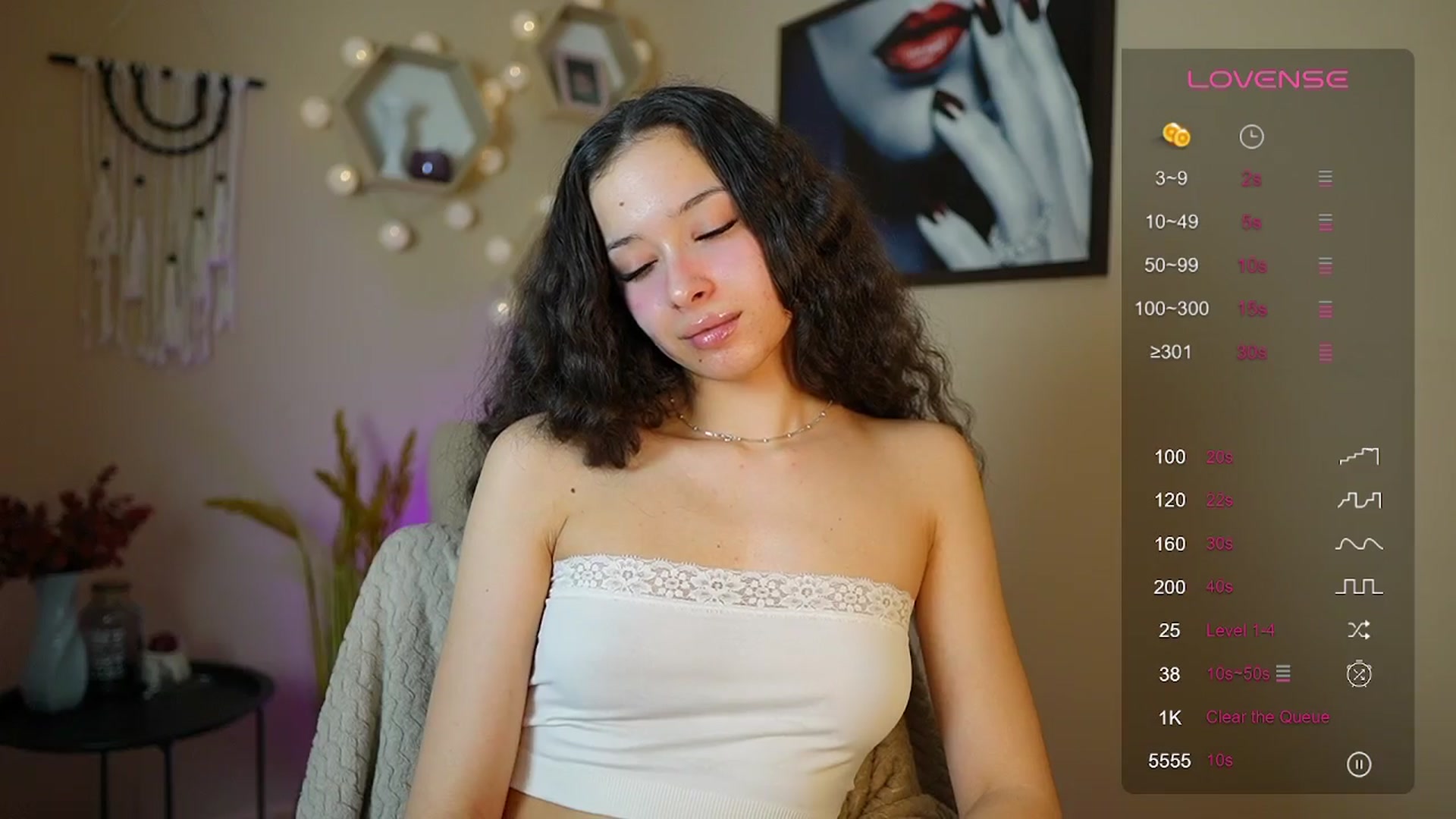 Gallery image thumbnail from Abbie_Maley18's myfreecams stream on, 03/23/2024, 16:32 image 2 of 20