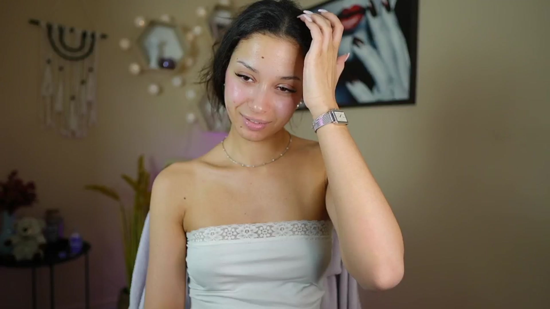 Gallery image thumbnail from Abbie_Maley18's myfreecams stream on, 04/28/2024, 14:29 image 12 of 20