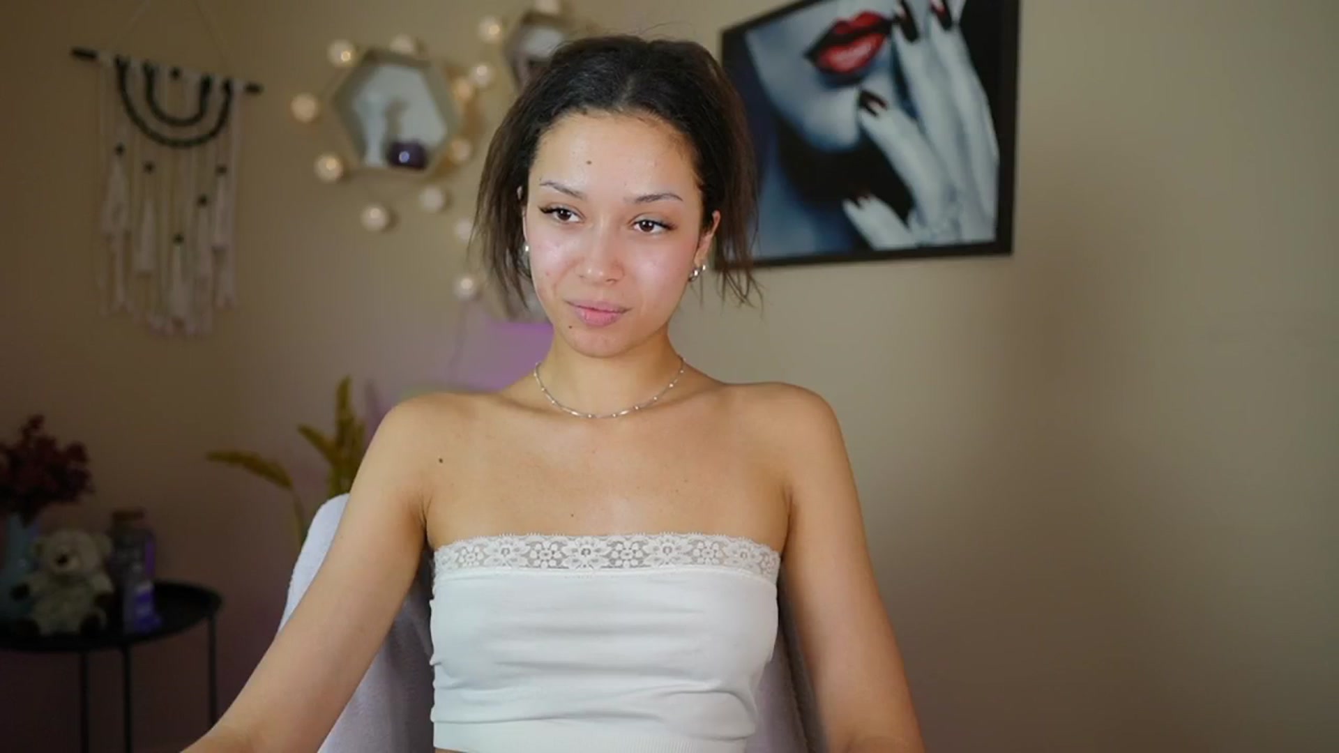 Gallery image thumbnail from Abbie_Maley18's myfreecams stream on, 04/28/2024, 17:47 image 12 of 20