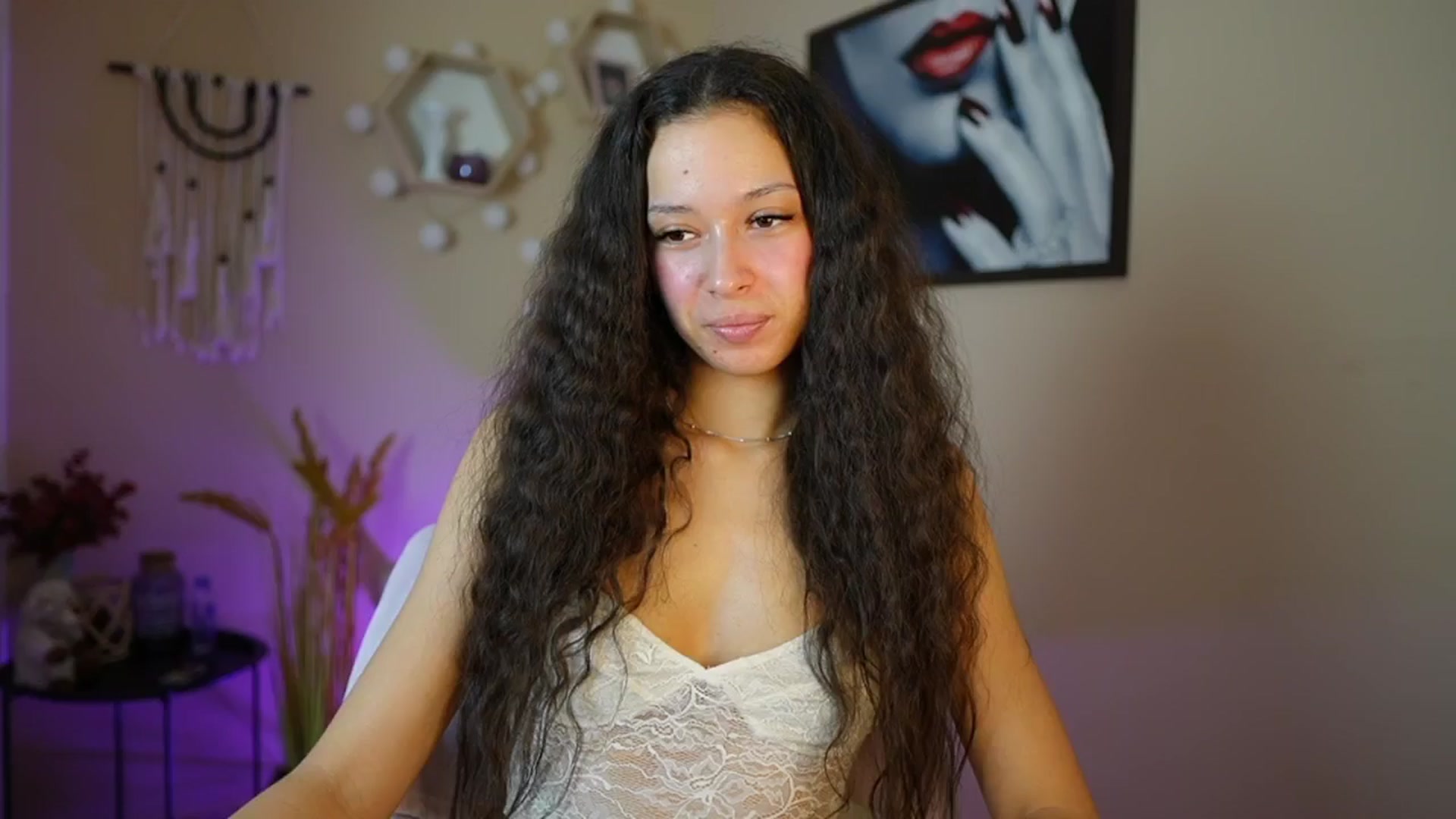 Gallery image thumbnail from Abbie_Maley18's myfreecams stream on, 05/13/2024, 13:00 image 18 of 20