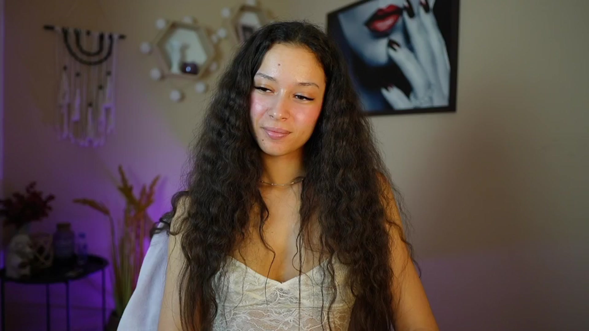 Gallery image thumbnail from Abbie_Maley18's myfreecams stream on, 05/13/2024, 13:48 image 9 of 20