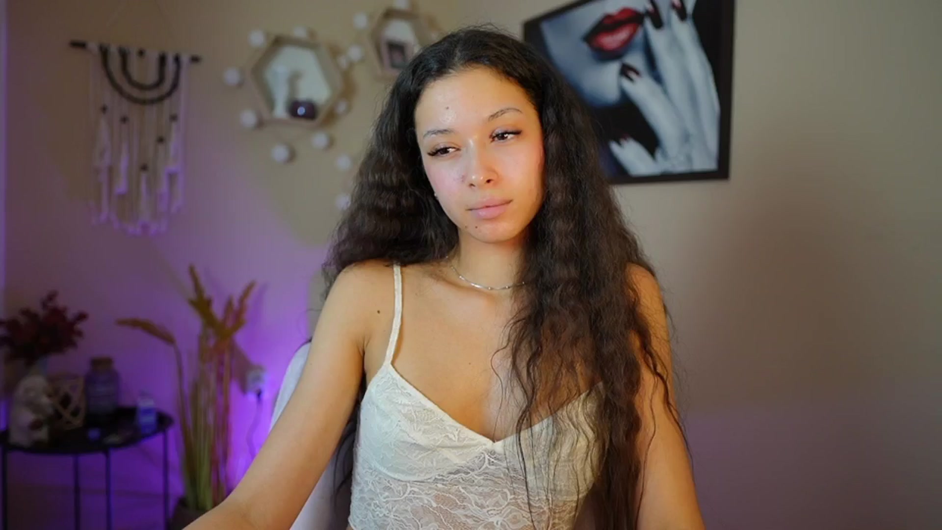 Gallery image thumbnail from Abbie_Maley18's myfreecams stream on, 05/13/2024, 16:22 image 19 of 20