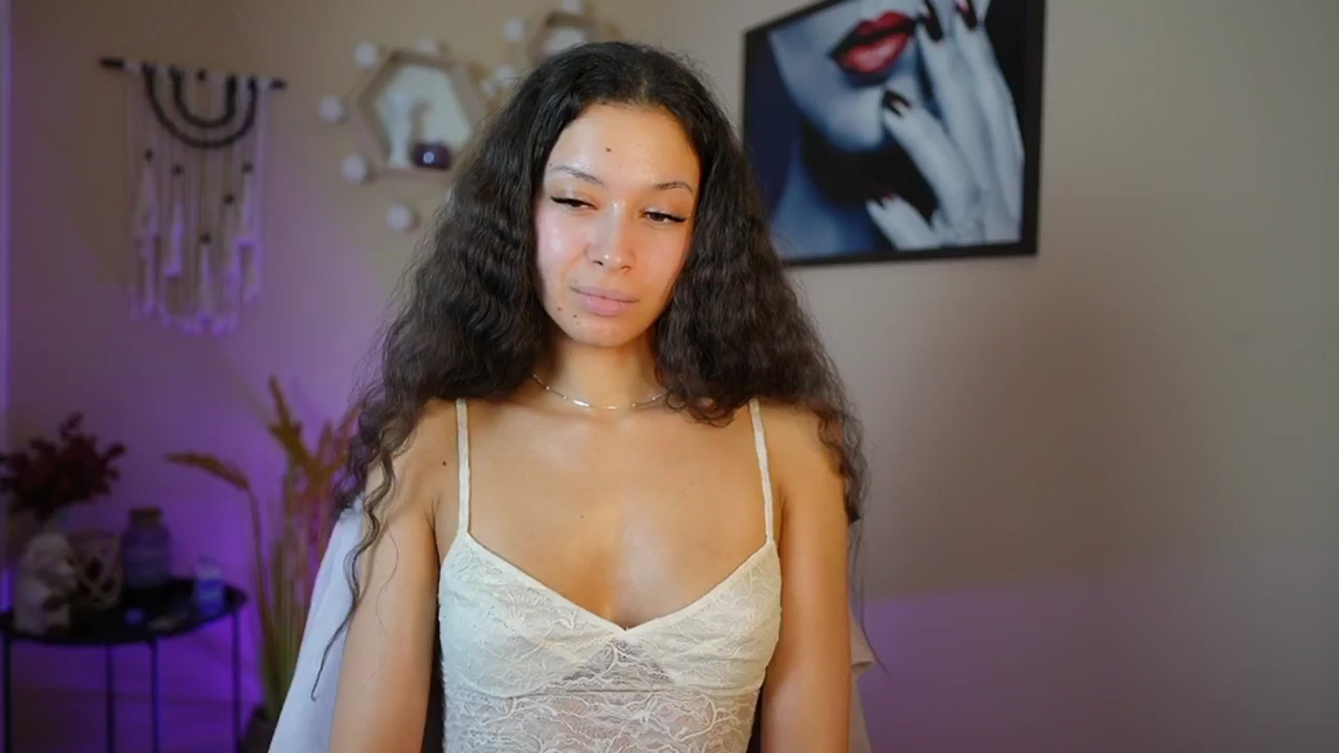 Gallery image thumbnail from Abbie_Maley18's myfreecams stream on, 05/13/2024, 17:19 image 13 of 20