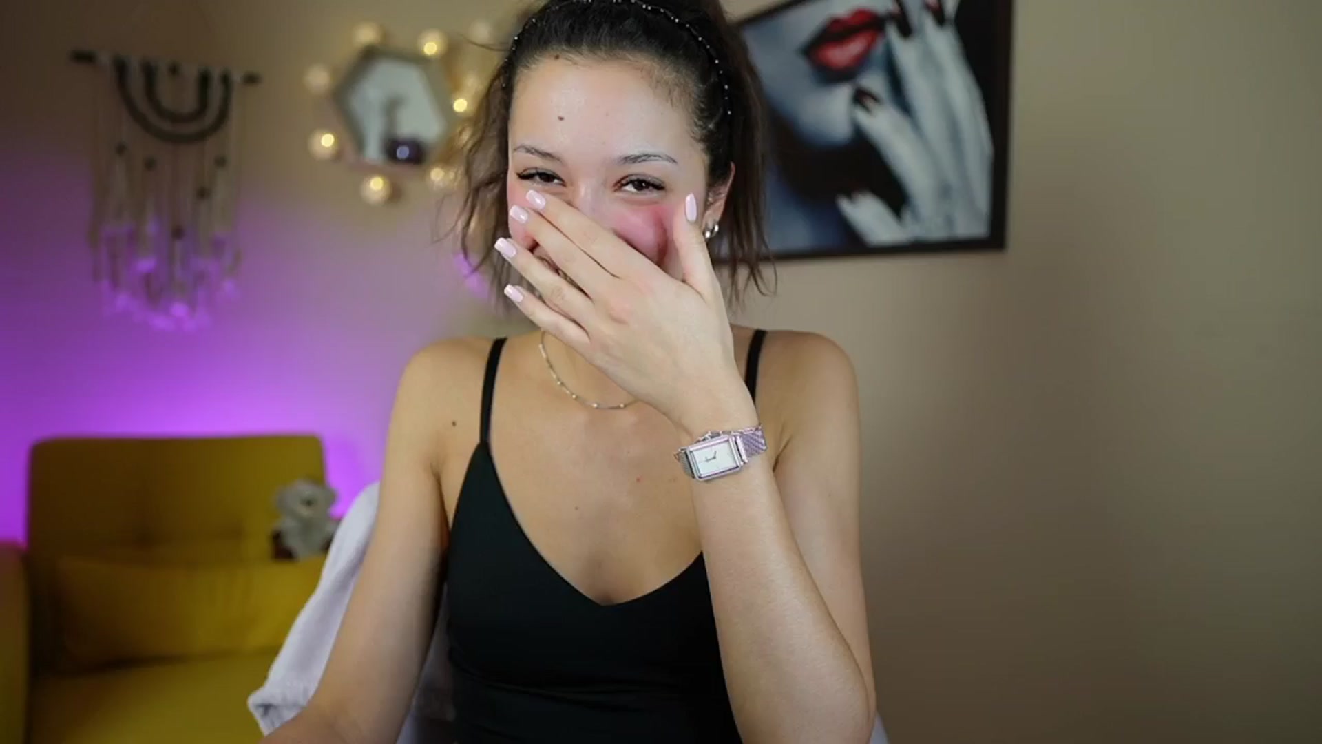 Gallery image thumbnail from Abbie_Maley18's myfreecams stream on, 05/19/2024, 14:24 image 13 of 20