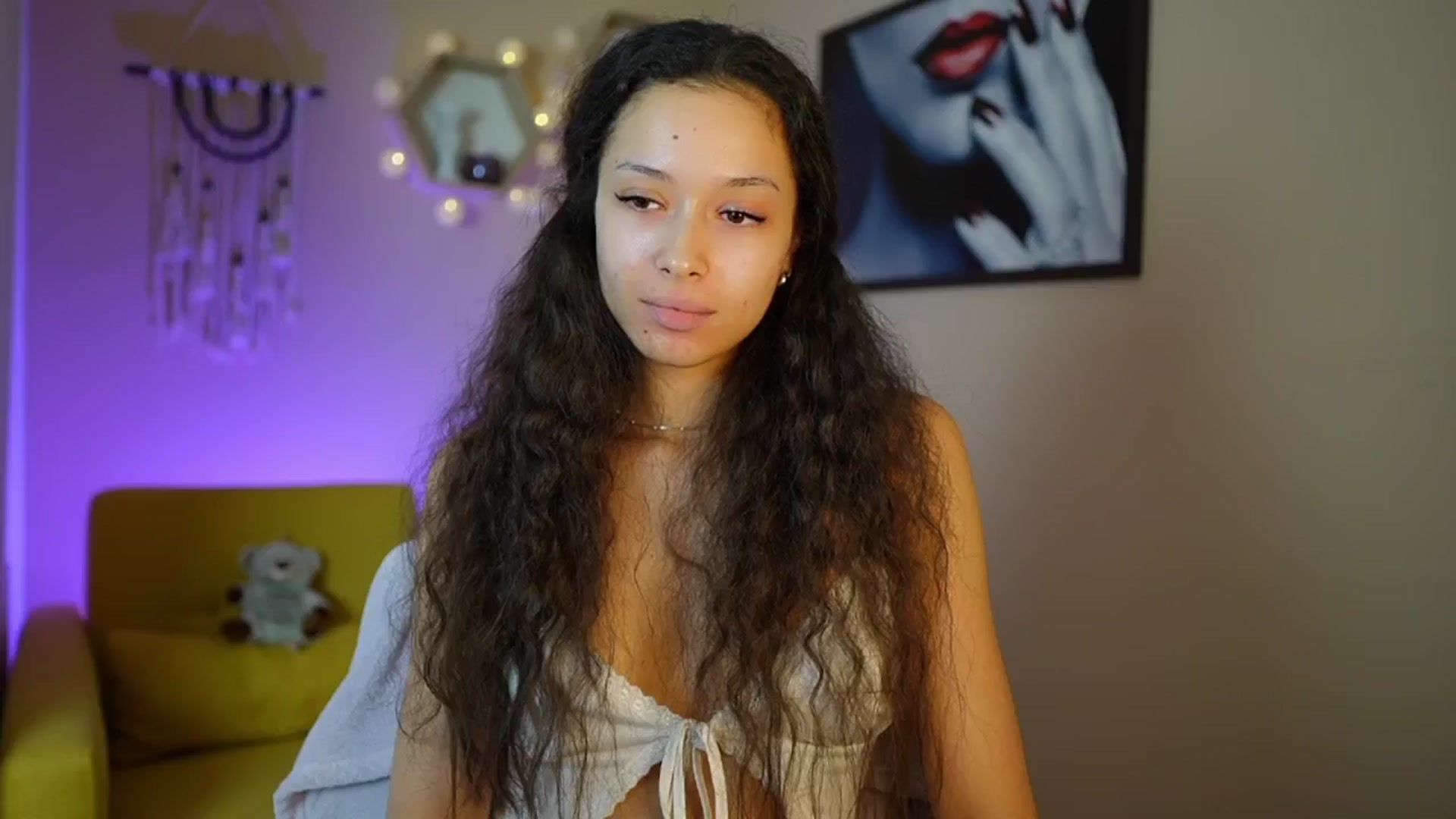 Gallery image thumbnail from Abbie_Maley18's myfreecams stream on, 05/23/2024, 16:04 image 7 of 20