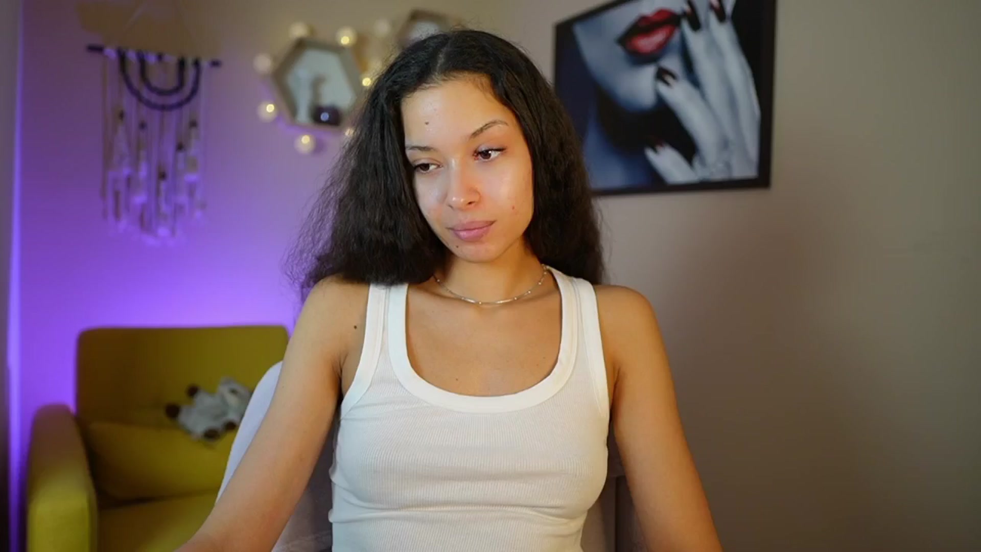 Gallery image thumbnail from Abbie_Maley18's myfreecams stream on, 05/27/2024, 18:01 image 10 of 20