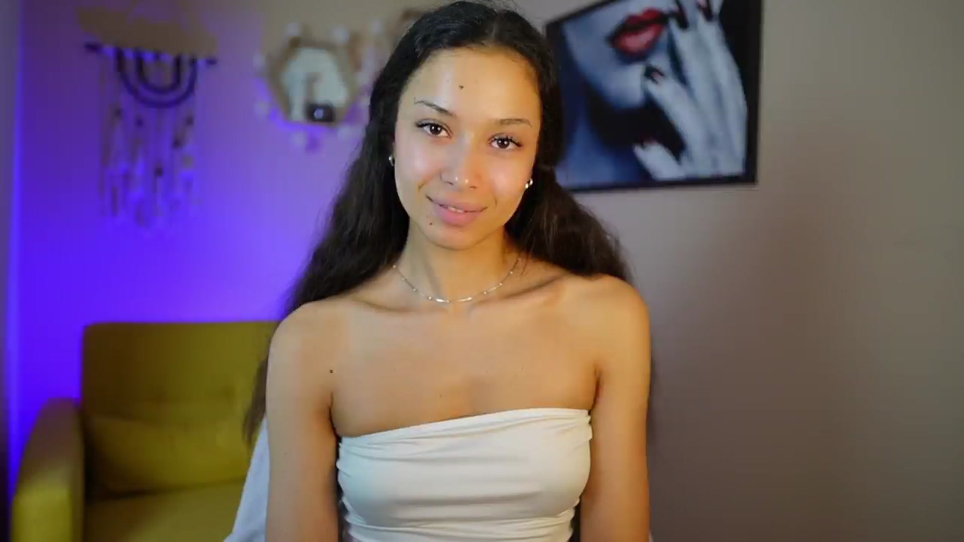 Gallery image thumbnail from Abbie_Maley18's myfreecams stream on, 05/29/2024, 17:57 image 18 of 20