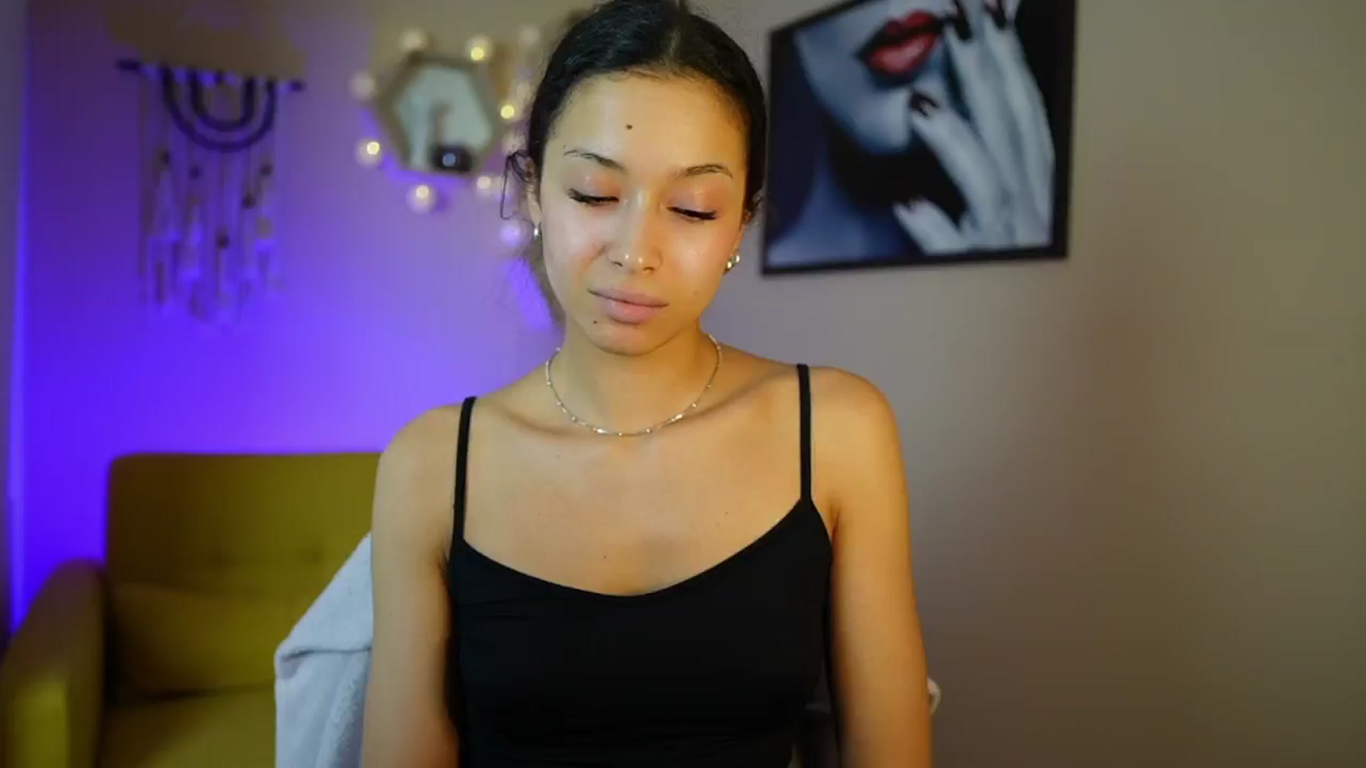 Gallery image thumbnail from Abbie_Maley18's myfreecams stream on, 05/31/2024, 17:41 image 6 of 20