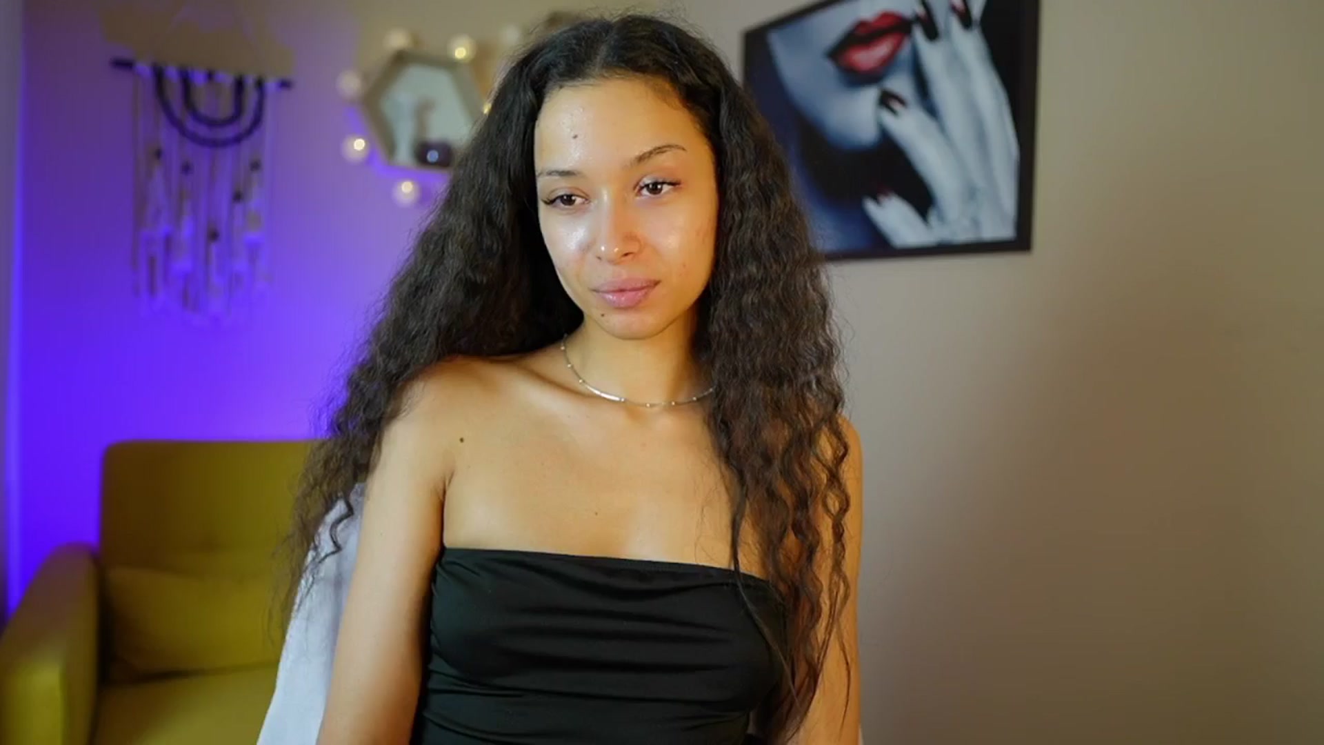 Gallery image thumbnail from Abbie_Maley18's myfreecams stream on, 06/03/2024, 15:50 image 10 of 20