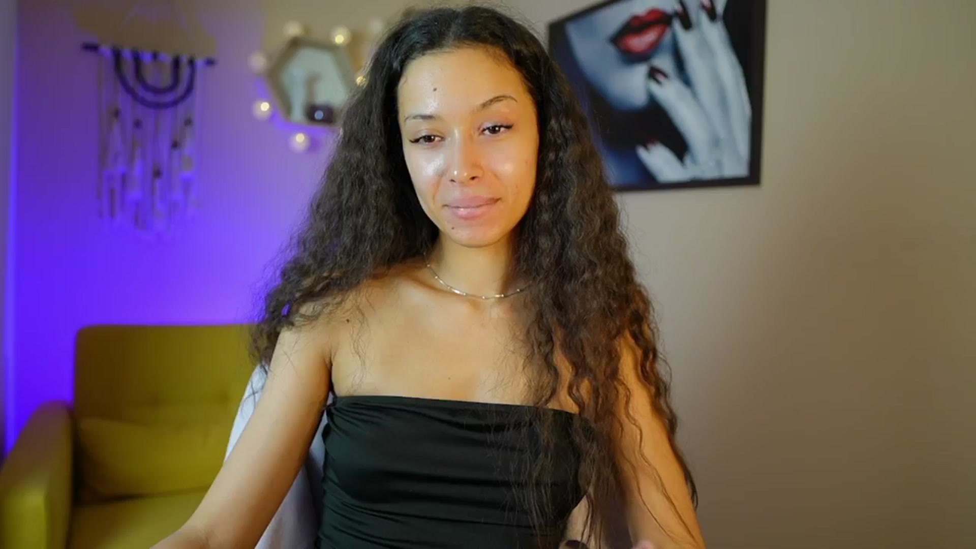 Gallery image thumbnail from Abbie_Maley18's myfreecams stream on, 06/03/2024, 15:50 image 12 of 20