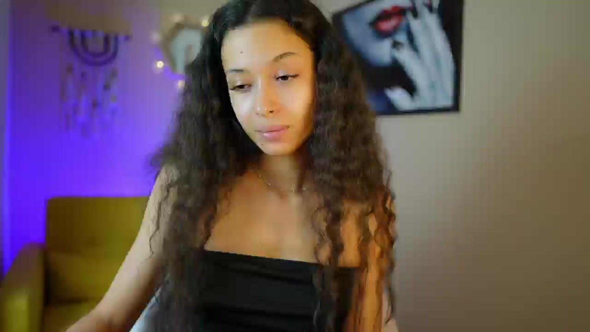 Gallery image thumbnail from Abbie_Maley18's myfreecams stream on, 06/03/2024, 18:36 image 1 of 20