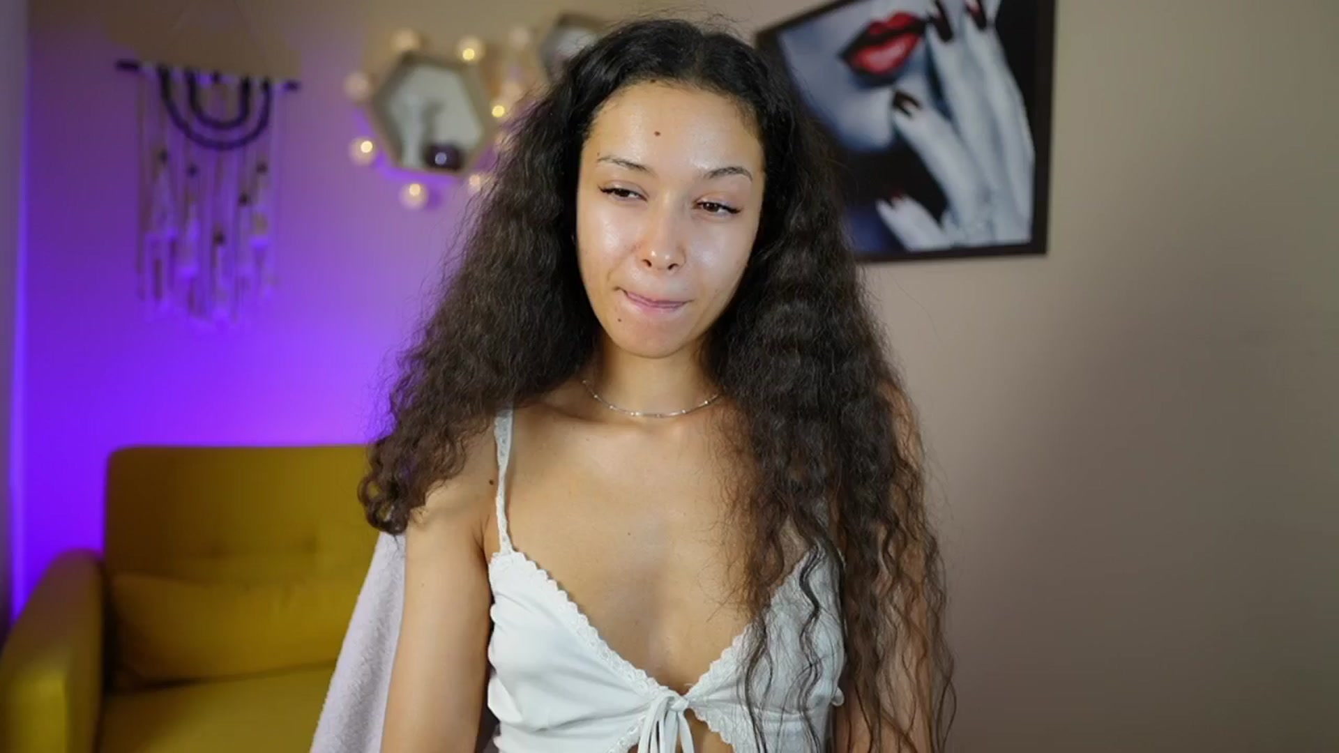 Gallery image thumbnail from Abbie_Maley18's myfreecams stream on, 06/04/2024, 14:58 image 15 of 20