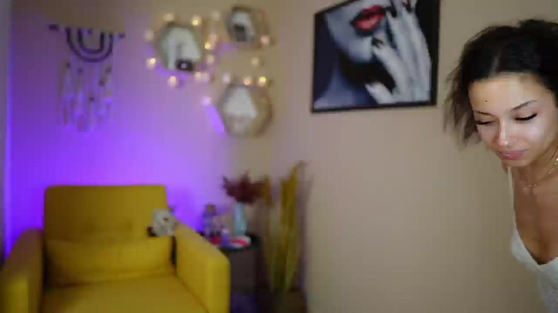 Gallery image thumbnail from Abbie_Maley18's myfreecams stream on, 06/06/2024, 18:08 image 4 of 20