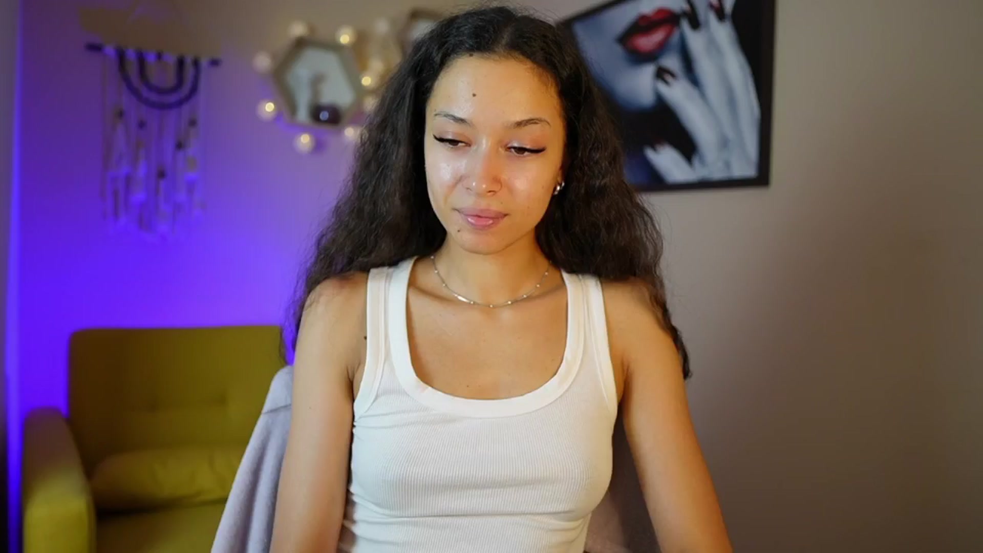 Gallery image thumbnail from Abbie_Maley18's myfreecams stream on, 06/08/2024, 15:20 image 2 of 20