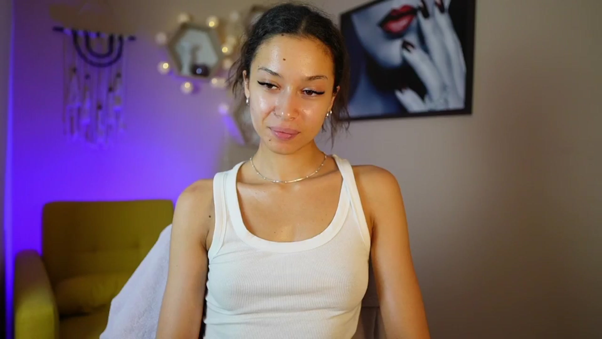 Gallery image thumbnail from Abbie_Maley18's myfreecams stream on, 06/08/2024, 18:59 image 5 of 20