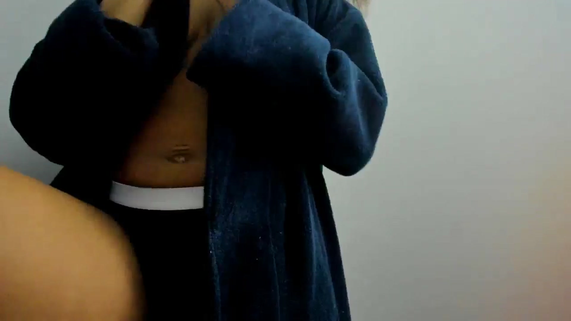 Gallery image thumbnail from AbbyMonse_'s myfreecams stream on, 04/24/2025, 04:04 image 16 of 20