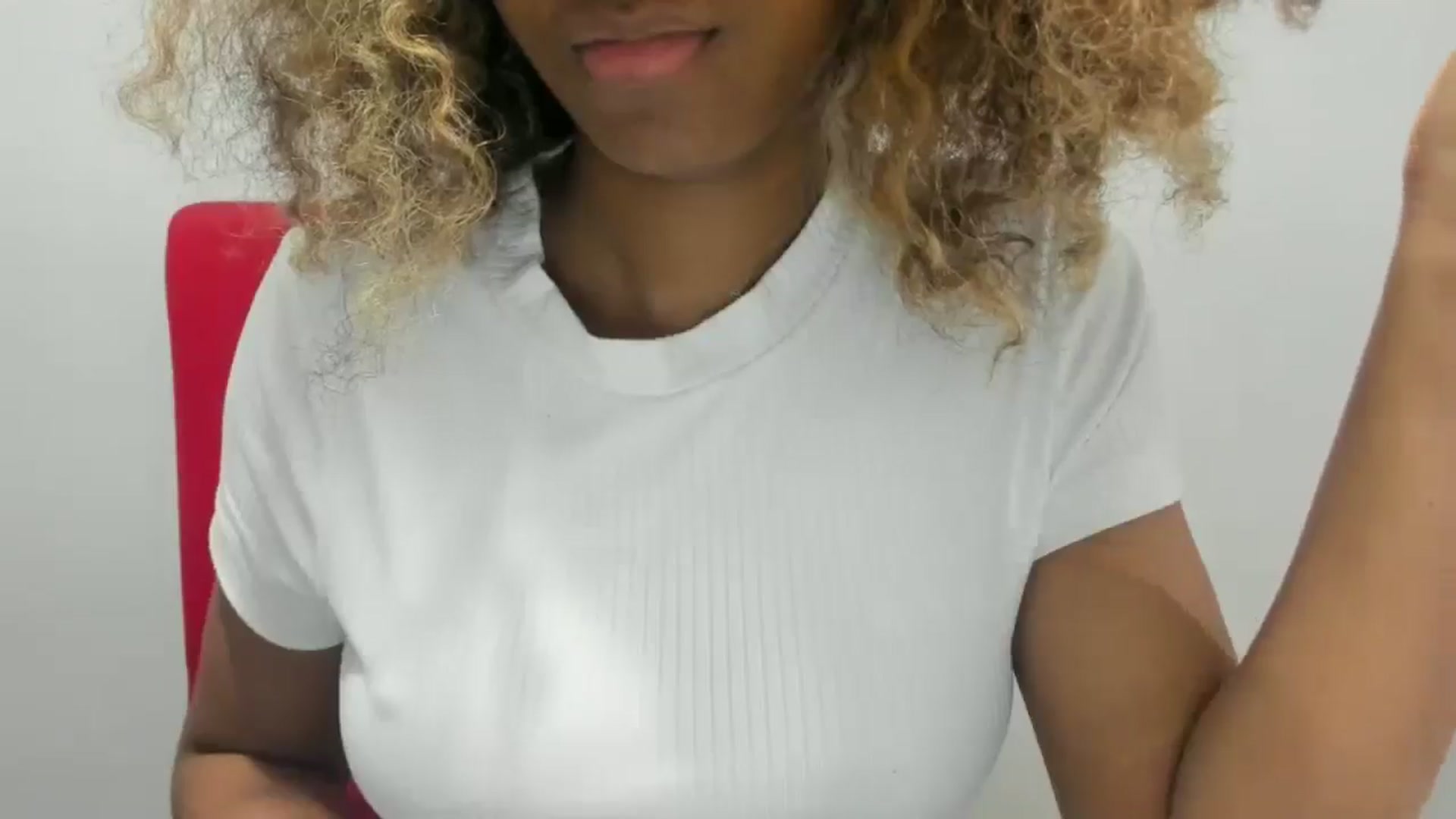 Gallery image thumbnail from AbbyMonse_'s myfreecams stream on, 05/19/2025, 02:02 image 8 of 20