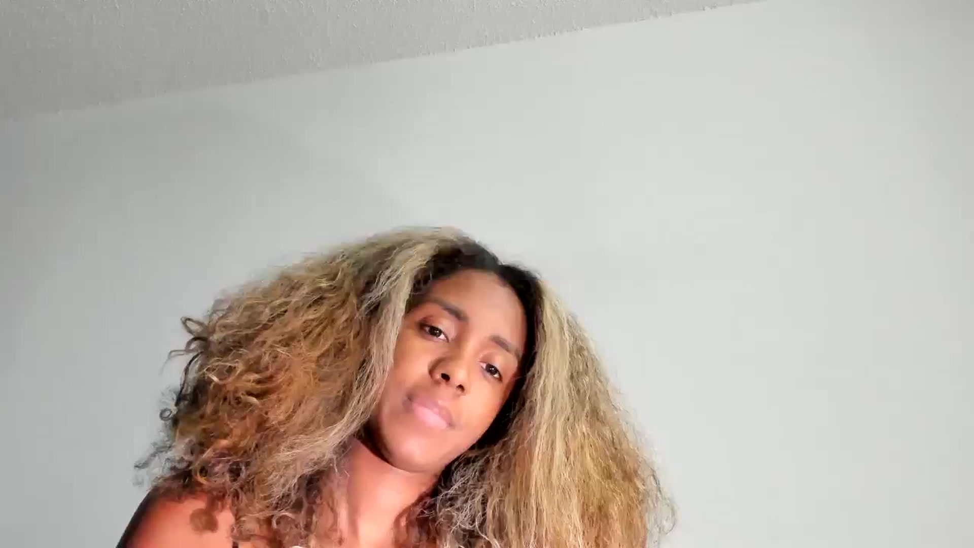 Gallery image thumbnail from AbbyMonse_'s myfreecams stream on, 09/17/2025, 24:14 image 15 of 20