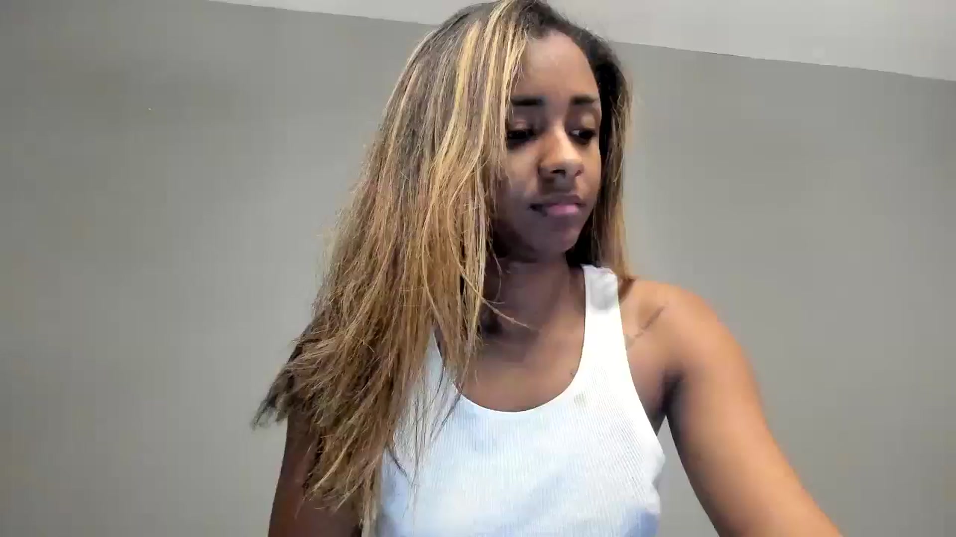 Gallery image thumbnail from AbbyMonse_'s myfreecams stream on, 12/09/2025, 01:13 image 13 of 20