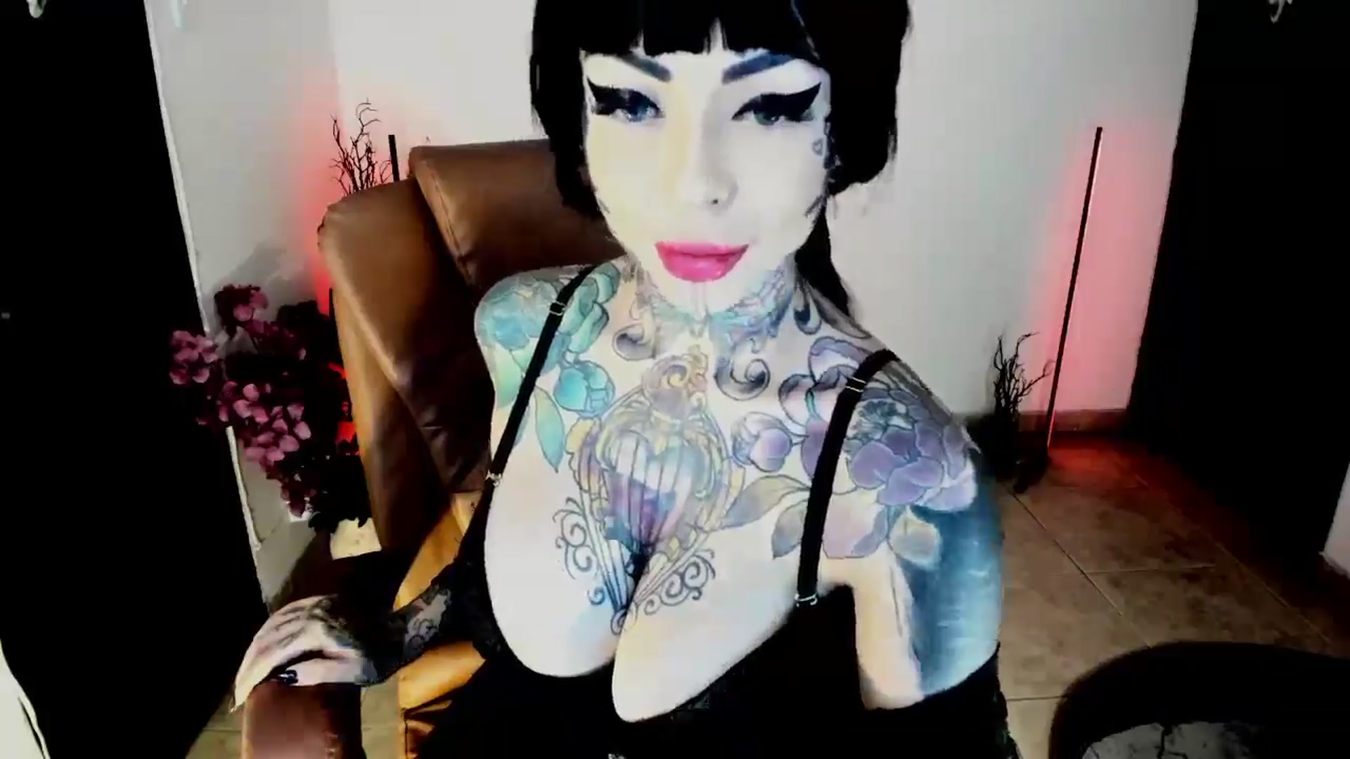 Gallery image thumbnail from AbbyPink's myfreecams stream on, 06/19/2025, 05:37 image 5 of 20