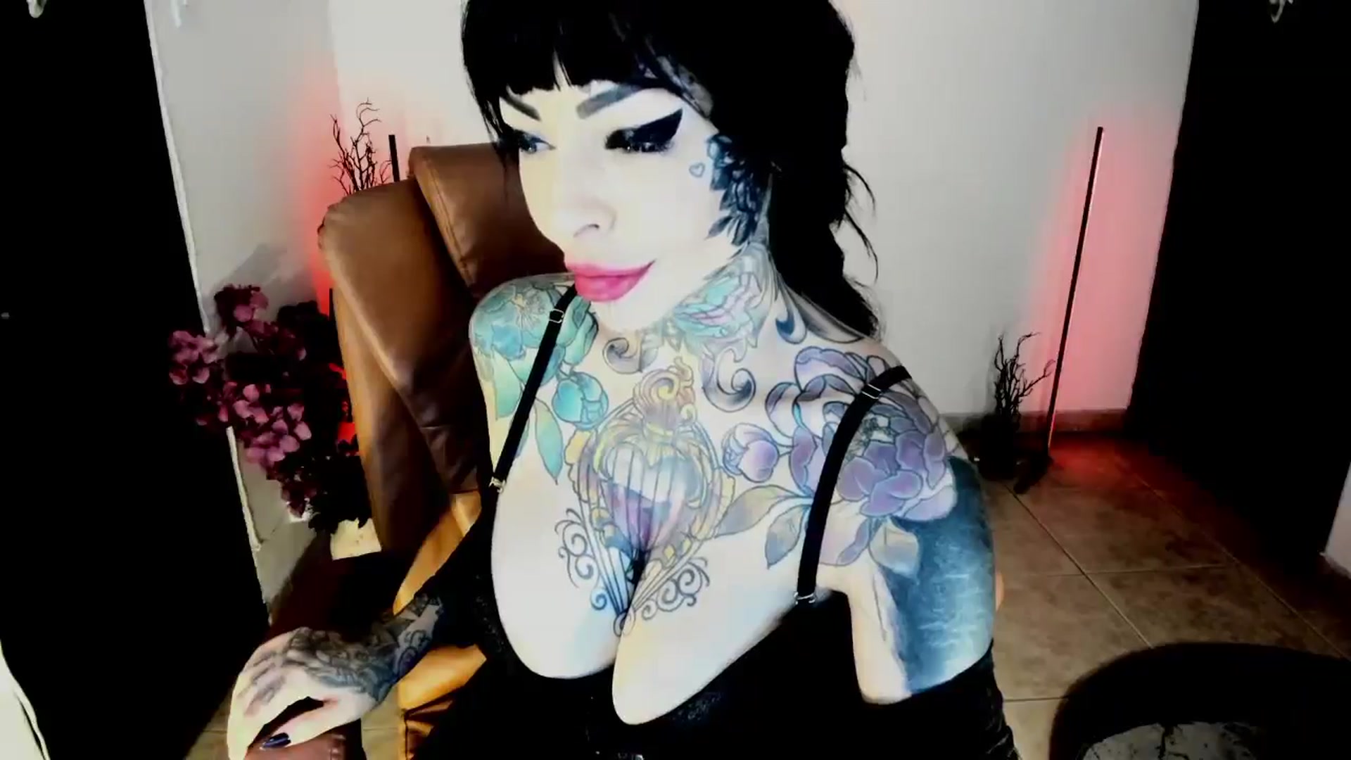 Gallery image thumbnail from AbbyPink's myfreecams stream on, 06/19/2025, 05:37 image 3 of 20