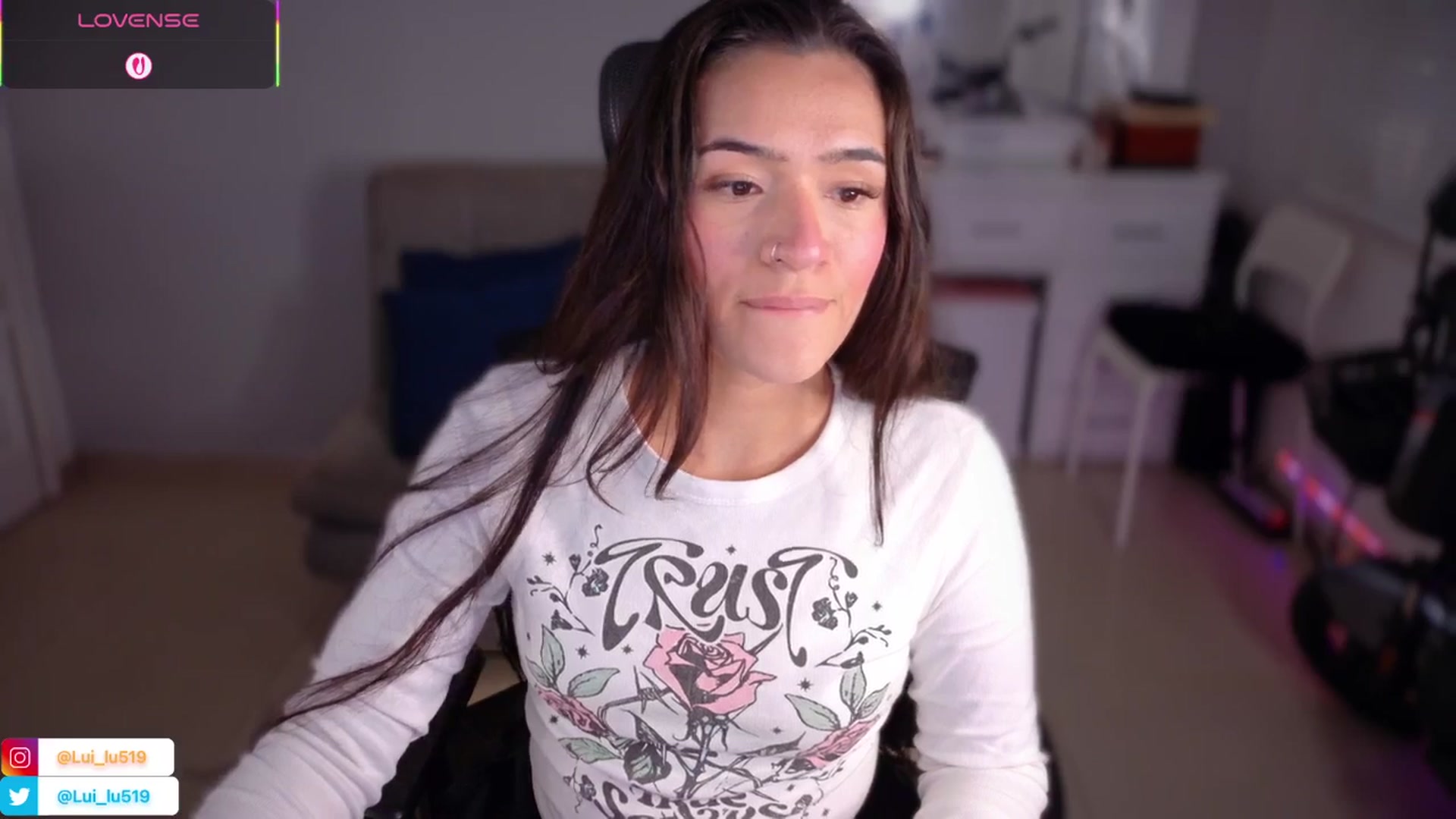 Gallery image thumbnail from Abby_Lu's myfreecams stream on, 06/02/2025, 01:11 image 8 of 20