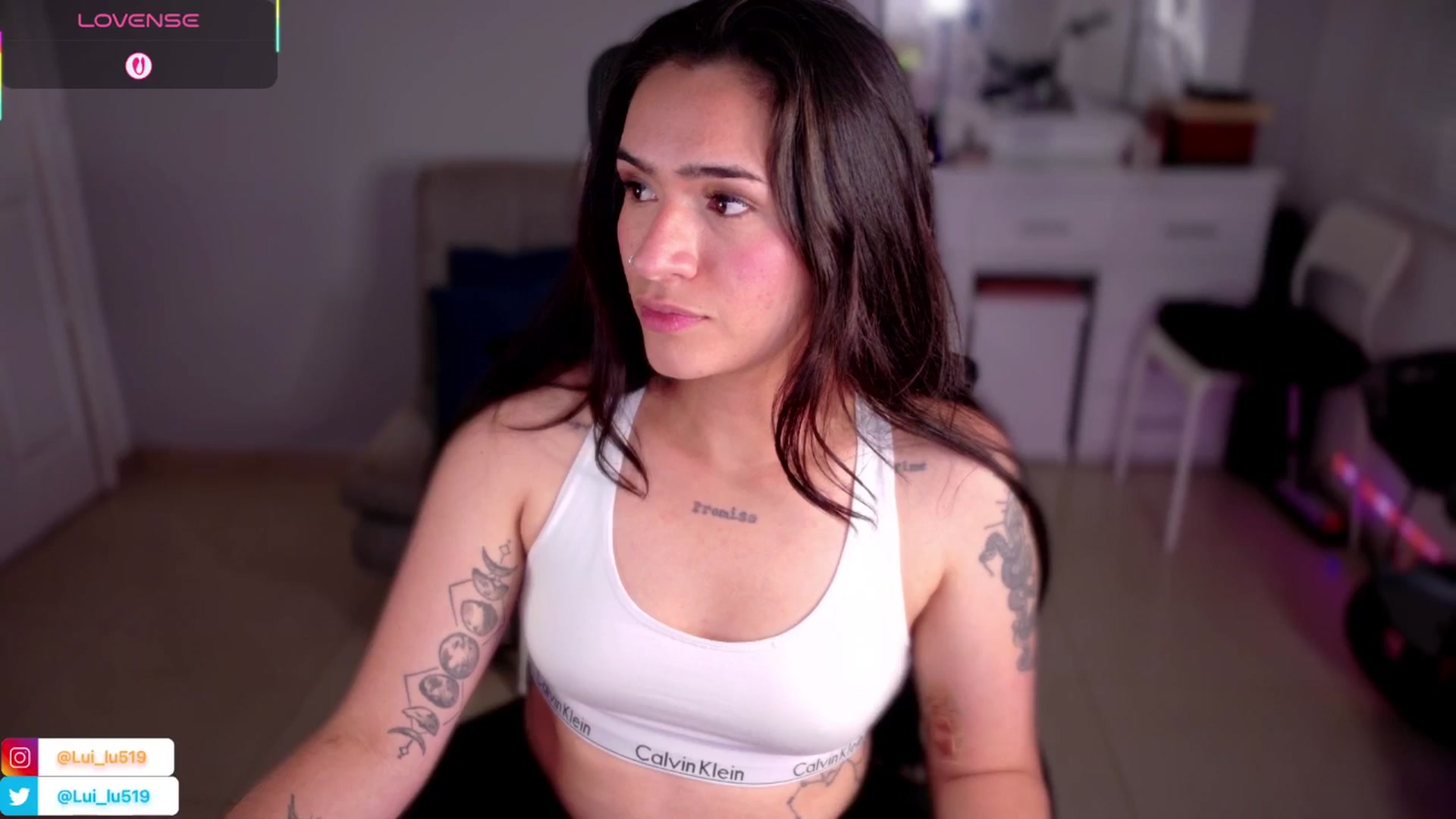 Gallery image thumbnail from Abby_Lu's myfreecams stream on, 06/02/2025, 03:53 image 17 of 20