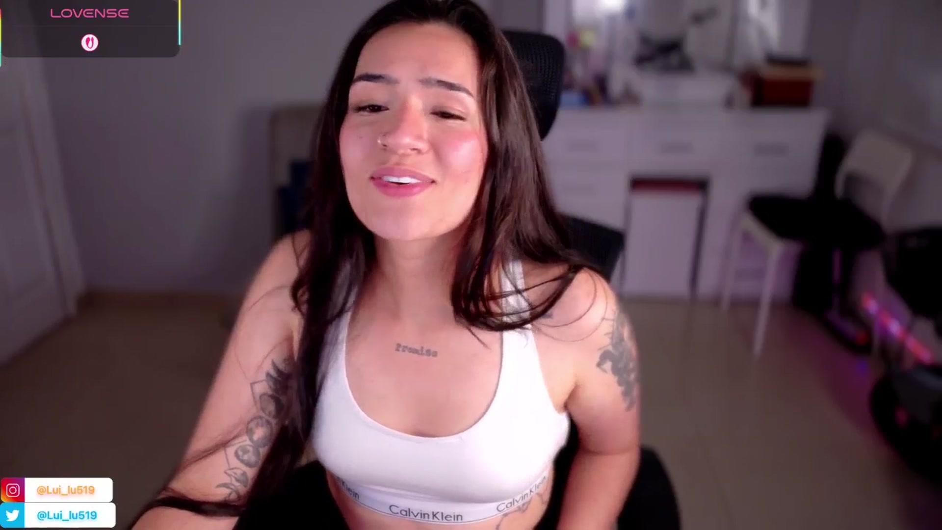 Gallery image thumbnail from Abby_Lu's myfreecams stream on, 06/02/2025, 03:53 image 15 of 20