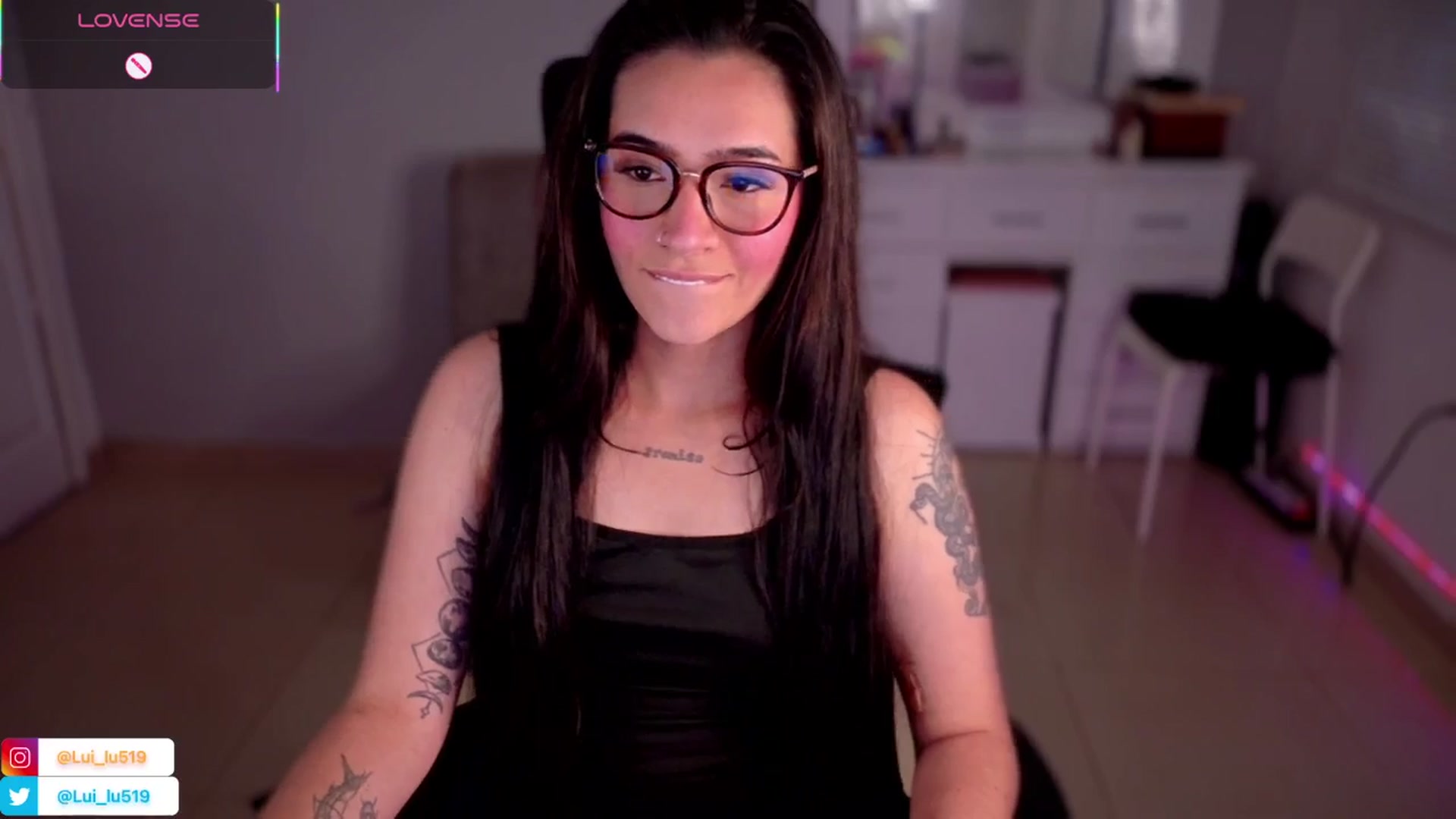 Gallery image thumbnail from Abby_Lu's myfreecams stream on, 06/02/2025, 23:31 image 7 of 20
