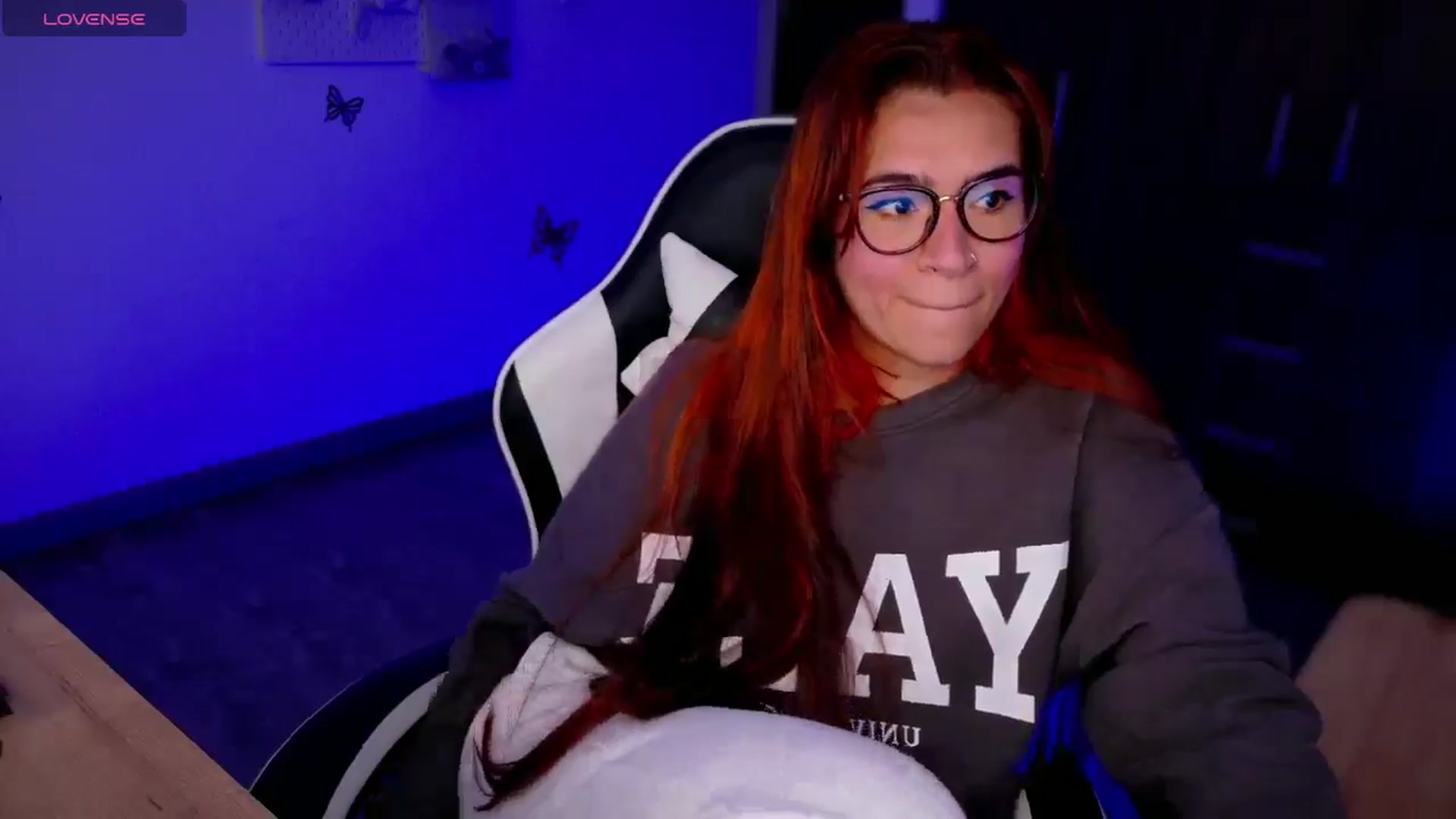 Gallery image thumbnail from Abby_Lu's myfreecams stream on, 04/30/2026, 24:01 image 10 of 20