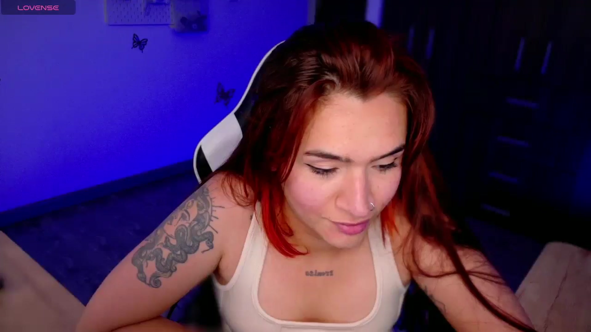 Gallery image thumbnail from Abby_Lu's myfreecams stream on, 04/30/2026, 24:01 image 17 of 20