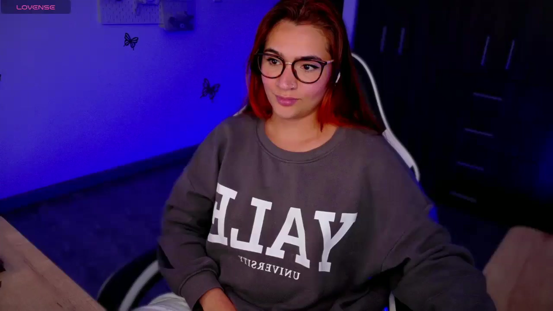 Gallery image thumbnail from Abby_Lu's myfreecams stream on, 04/30/2026, 24:01 image 3 of 20