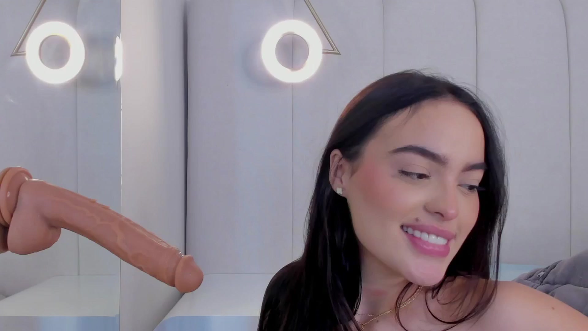 Gallery image thumbnail from Abby_me's myfreecams stream on, 09/02/2025, 14:51 image 1 of 20