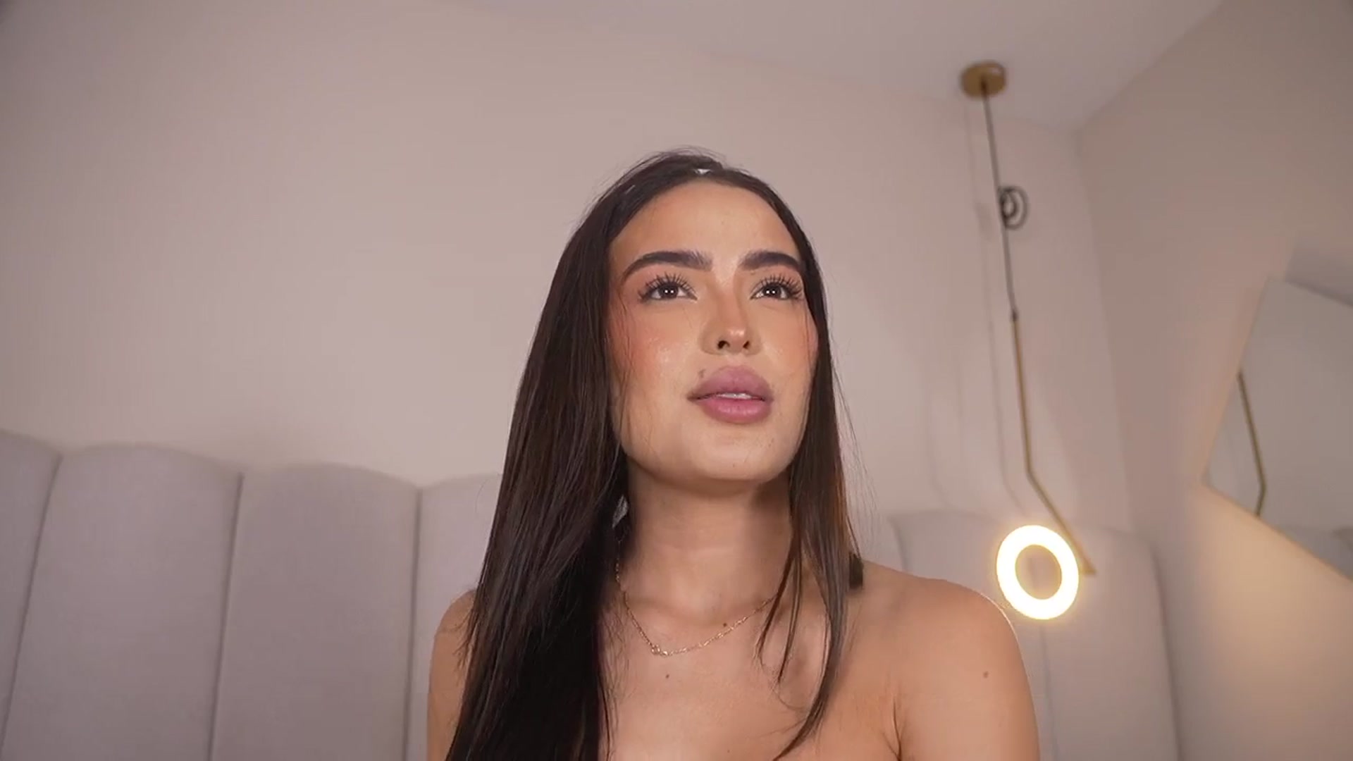 Gallery image thumbnail from Abby_me's myfreecams stream on, 10/21/2025, 18:29 image 14 of 20