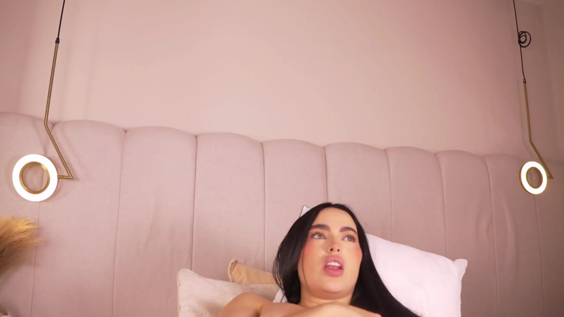 Gallery image thumbnail from Abby_me's myfreecams stream on, 06/13/2026, 18:38 image 20 of 20
