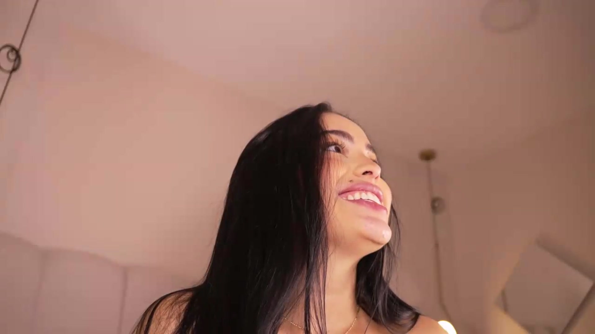 Gallery image thumbnail from Abby_me's myfreecams stream on, 06/26/2026, 15:03 image 5 of 20