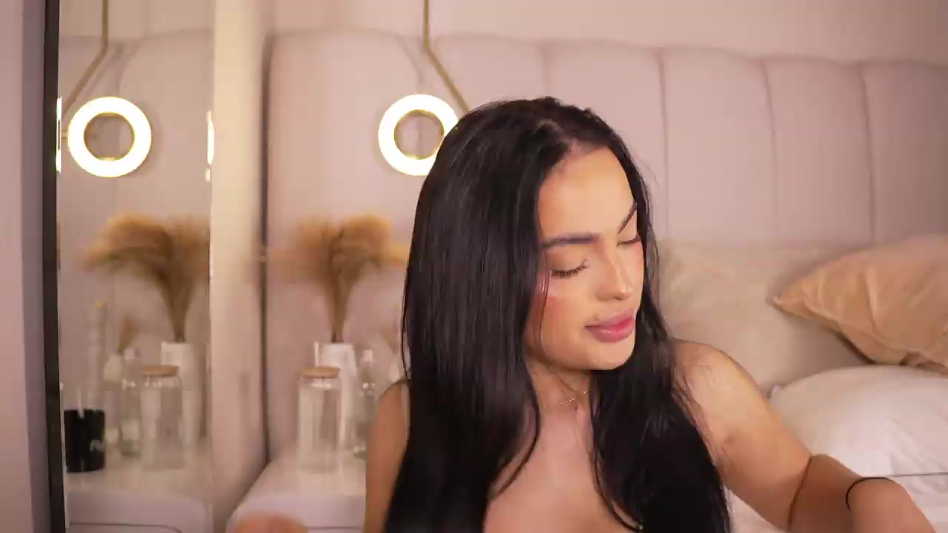 Gallery image thumbnail from Abby_me's myfreecams stream on, 07/16/2026, 15:53 image 4 of 20